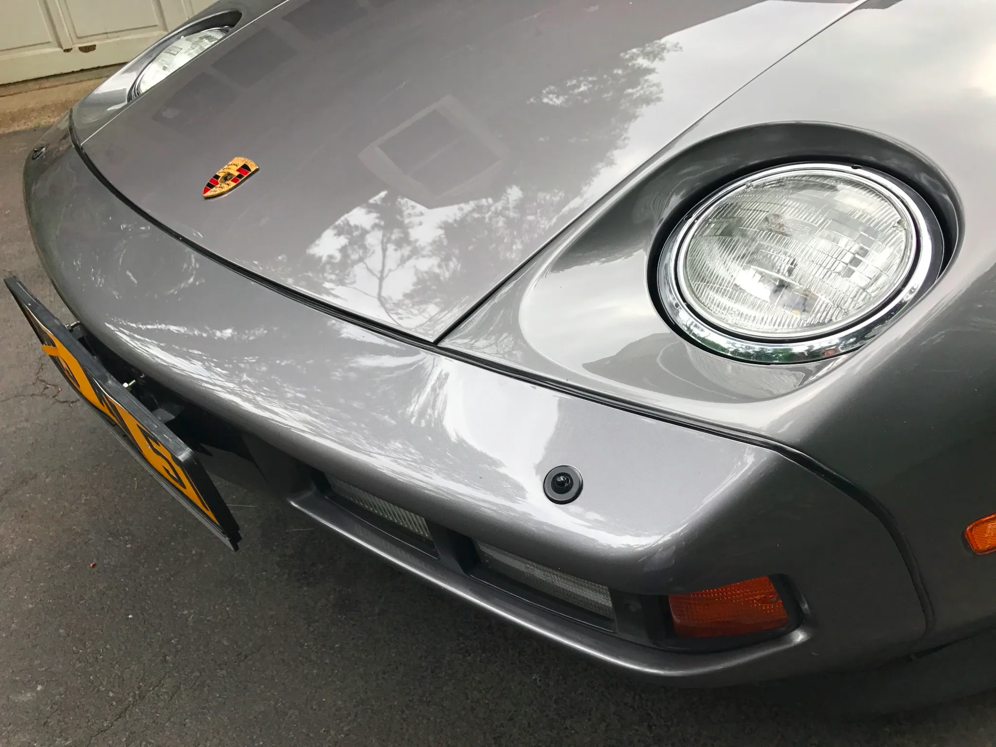 1986.5 Porsche 928S in Meteor Grey Metallic