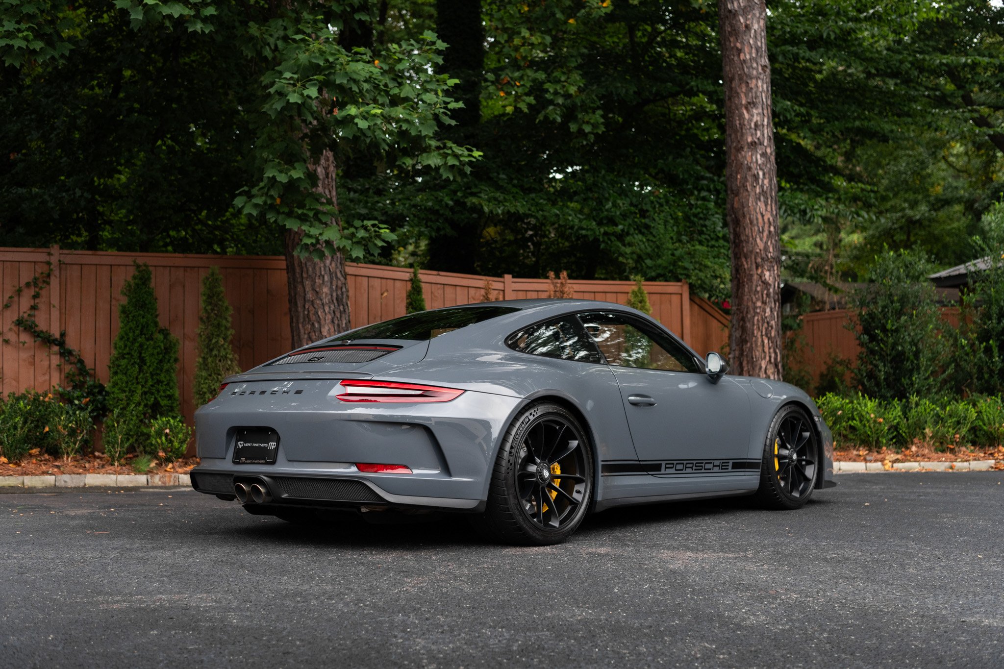 2018 Porsche 911 GT3 Touring in Grigio Telesto