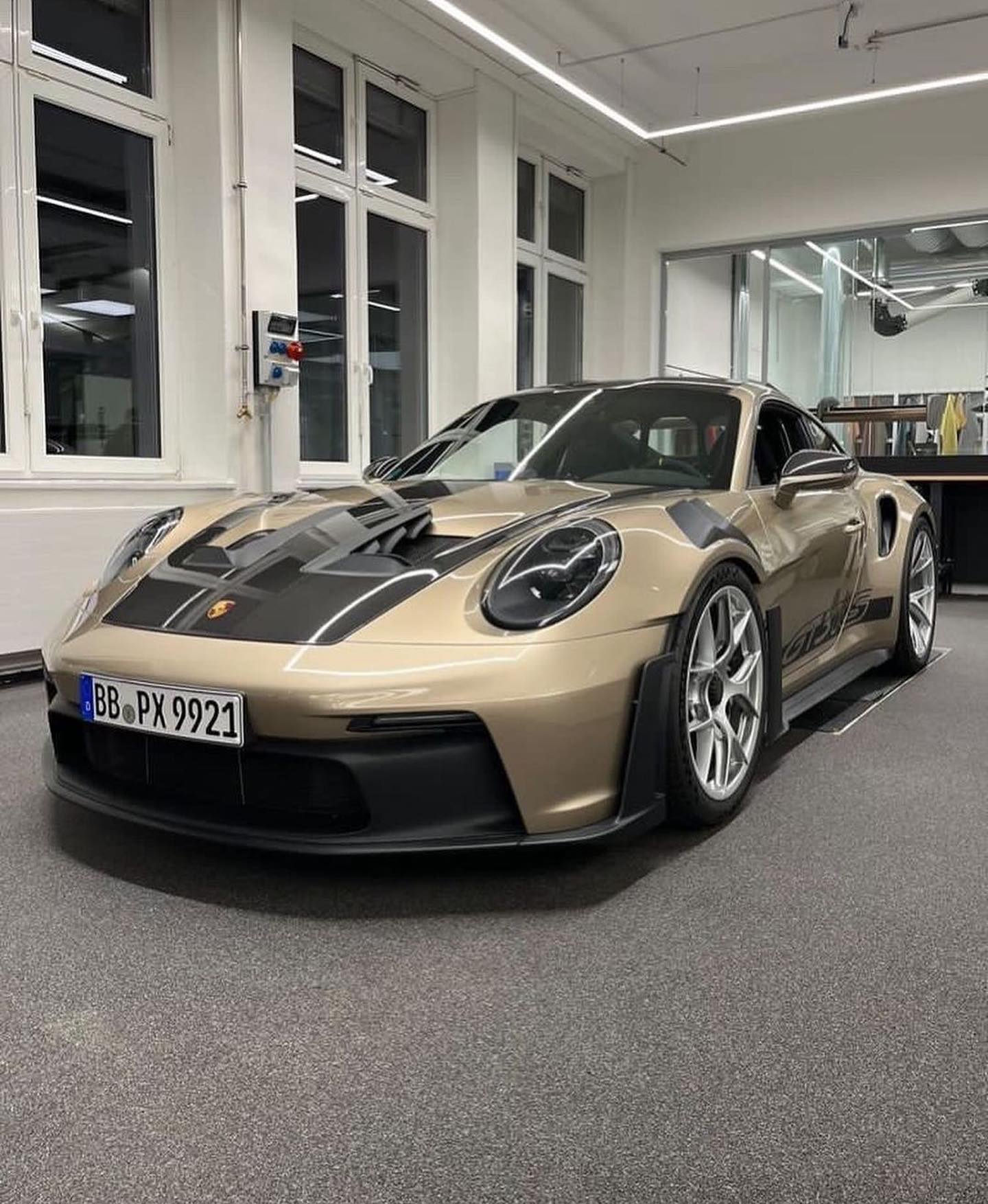 2023 Porsche 911 GT3 RS in Gold Bronze Metallic