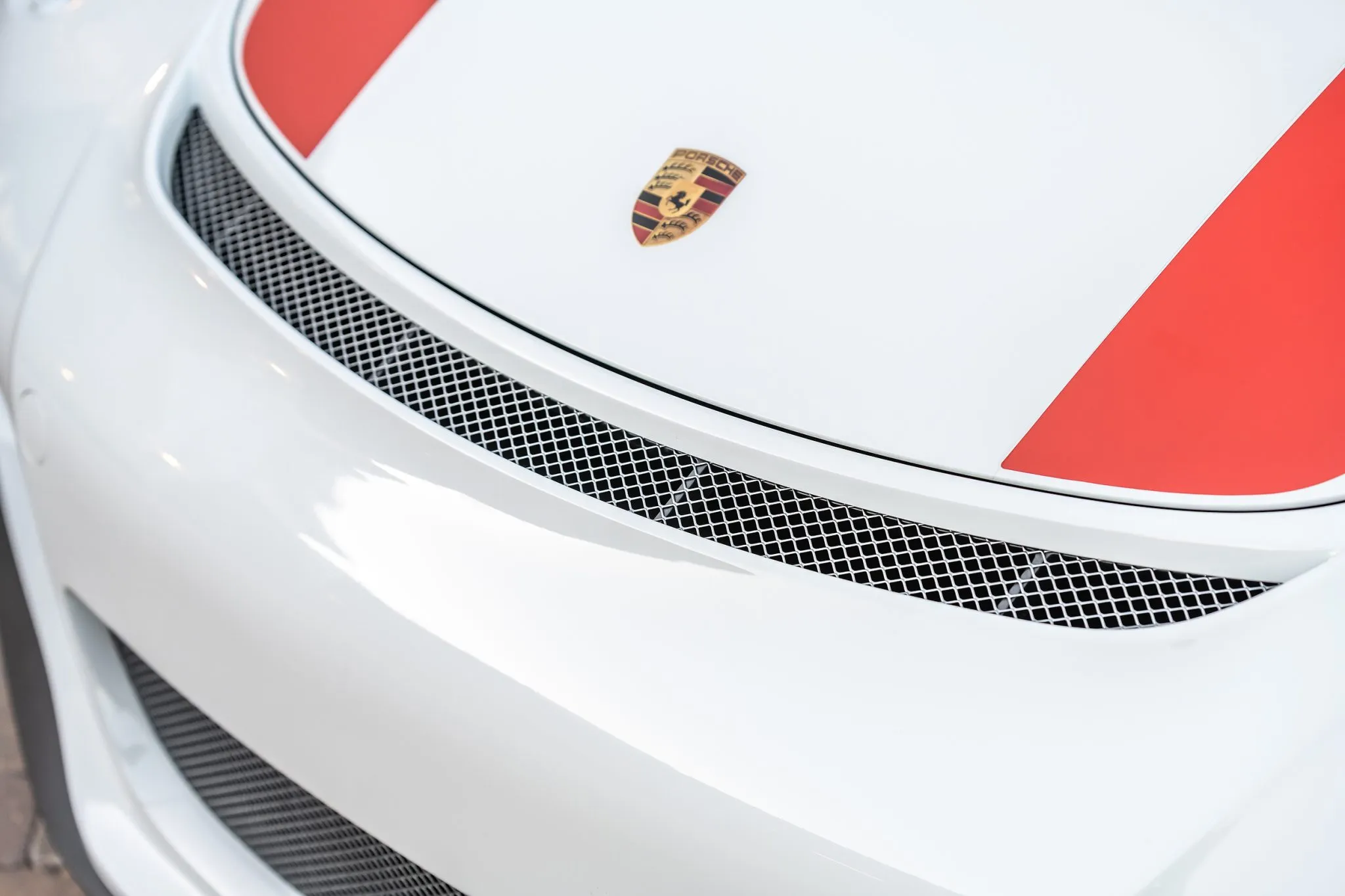 2016 Porsche 911 R in White