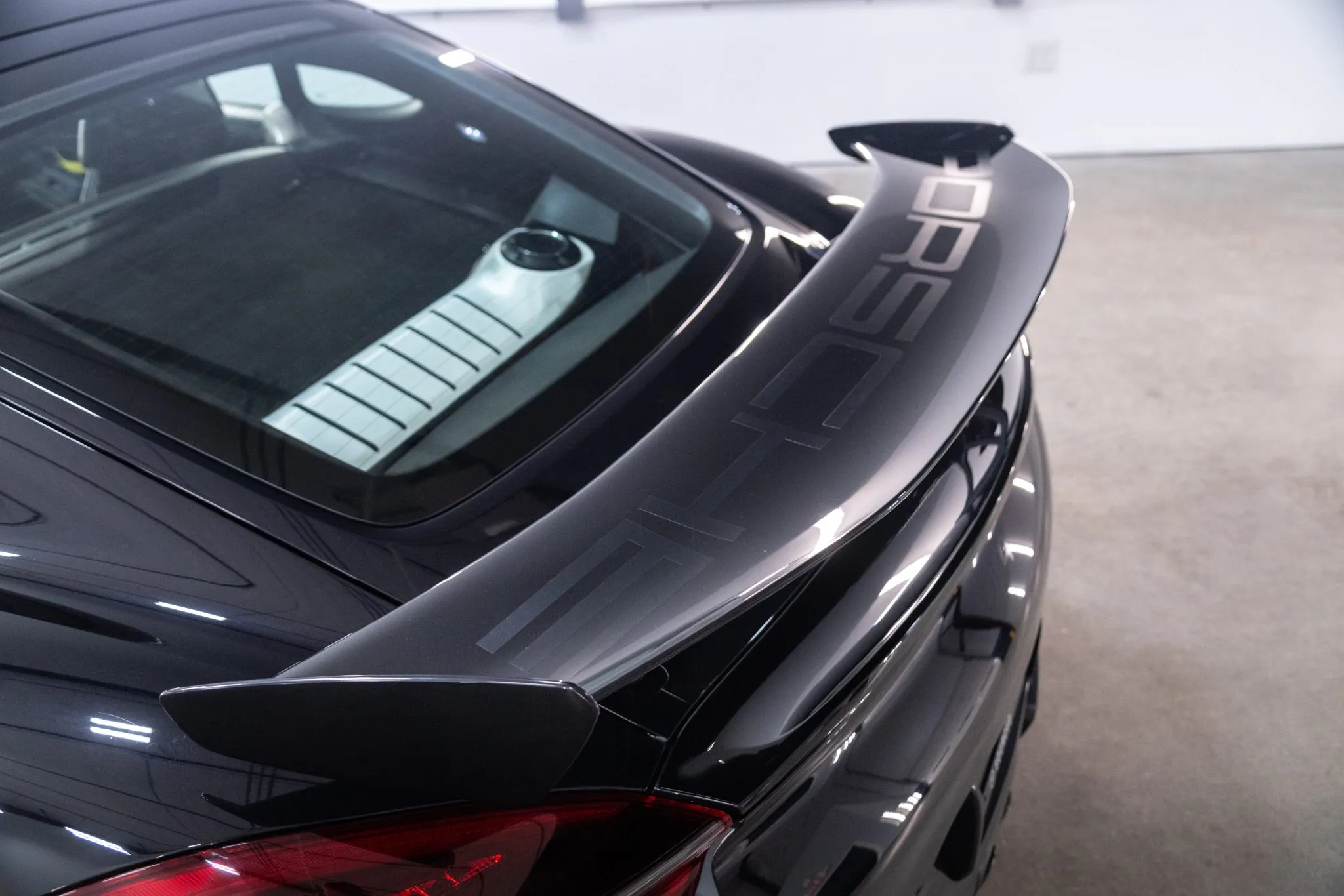 2016 Porsche Cayman GT4 in Jet Black Metallic