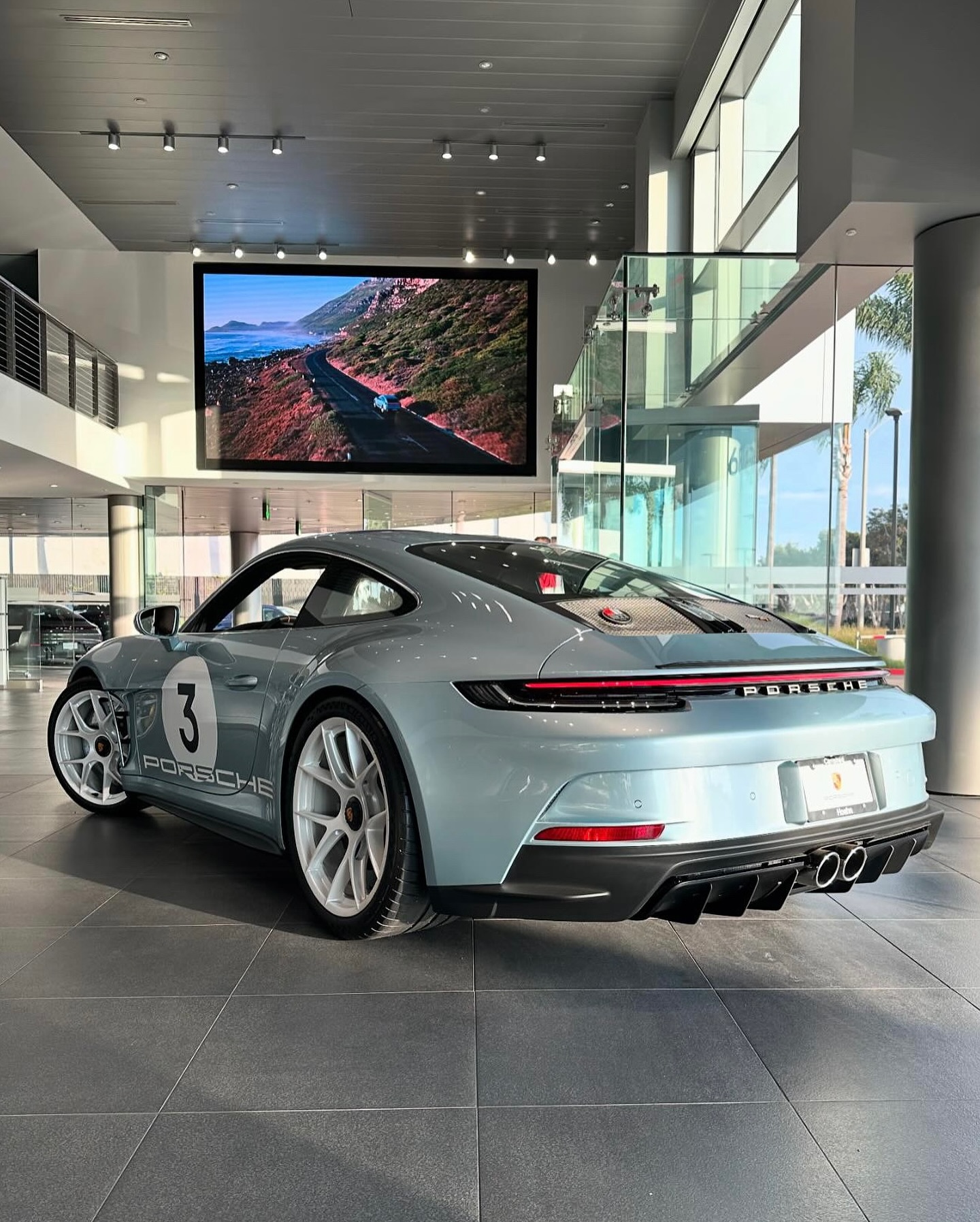 2024 Porsche 911 S/T 'Weissach' in Azzurro Thetys Metallic
