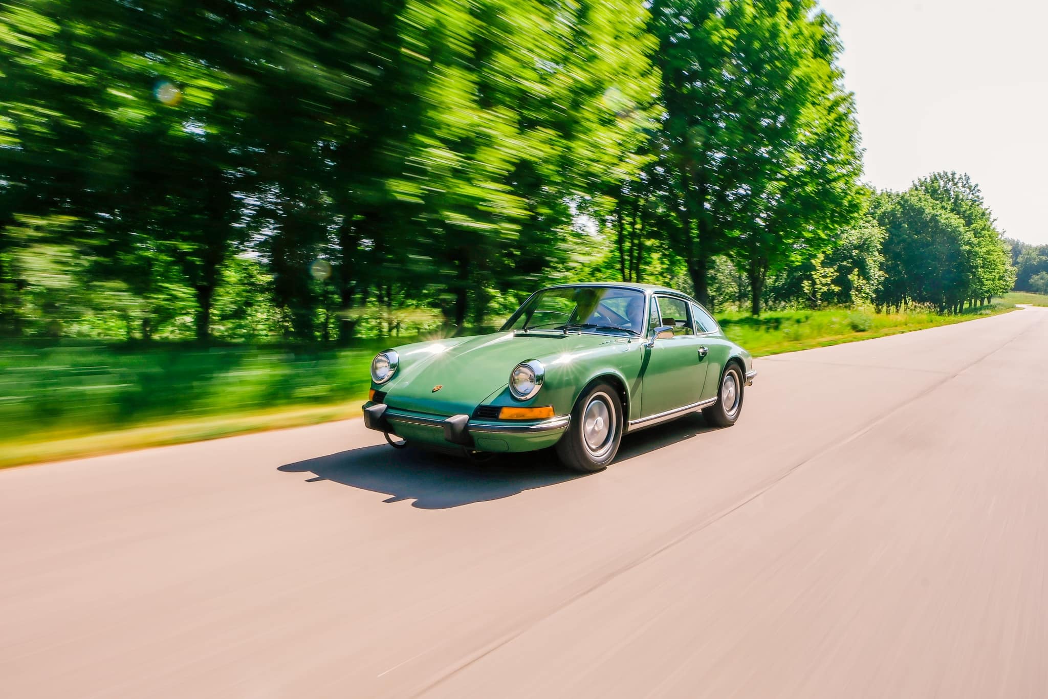 1973 Porsche 911T in Bush (Leaf) Green