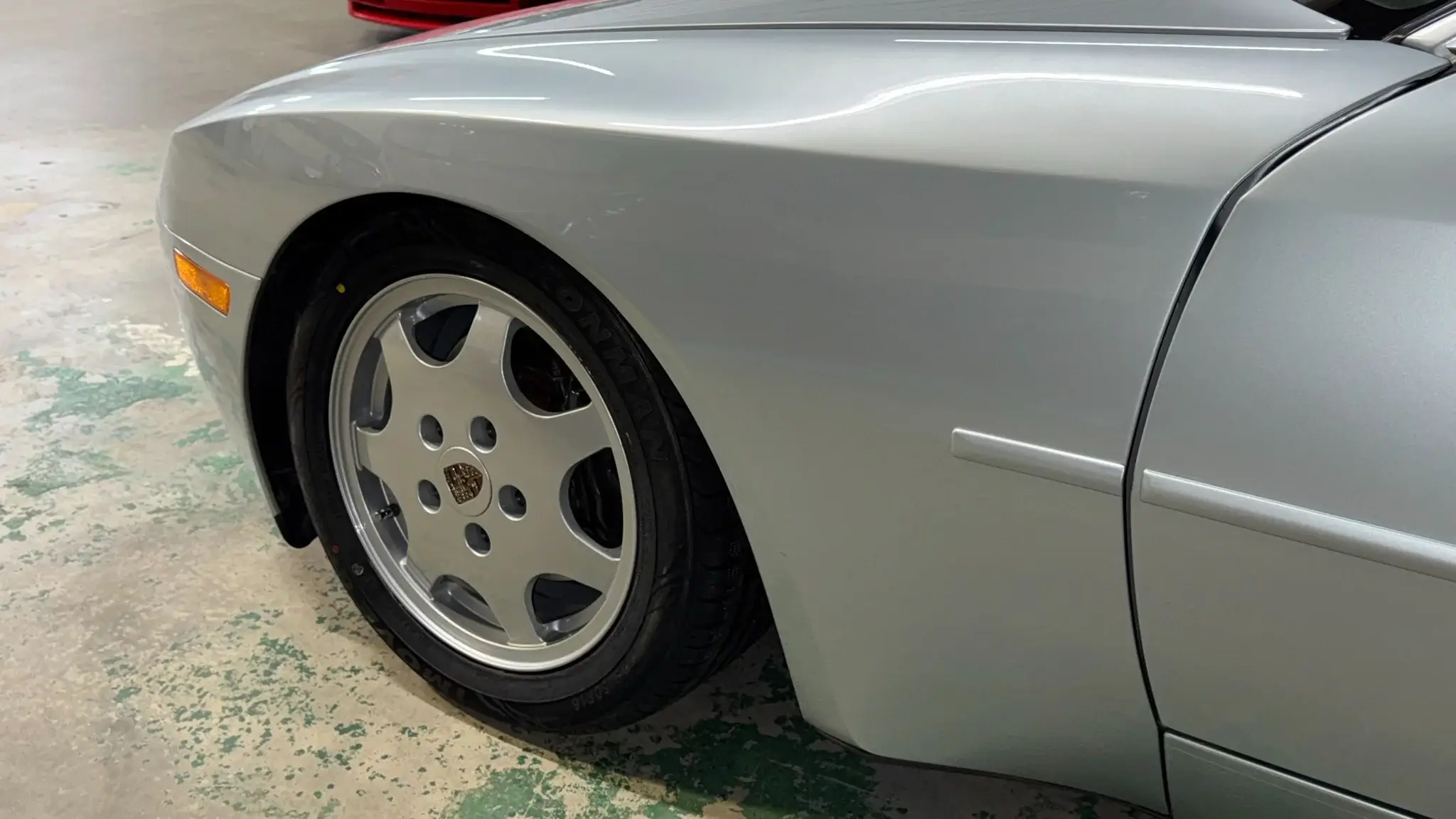 1990 Porsche 944 Turbo in Glacier Metallic