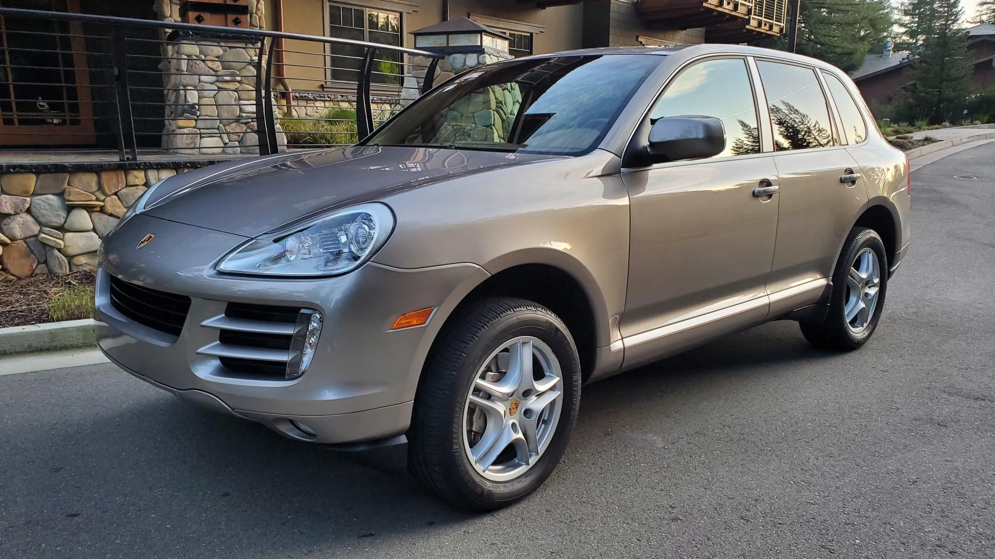 2008 Porsche Cayenne S in Jarama Beige Metallic