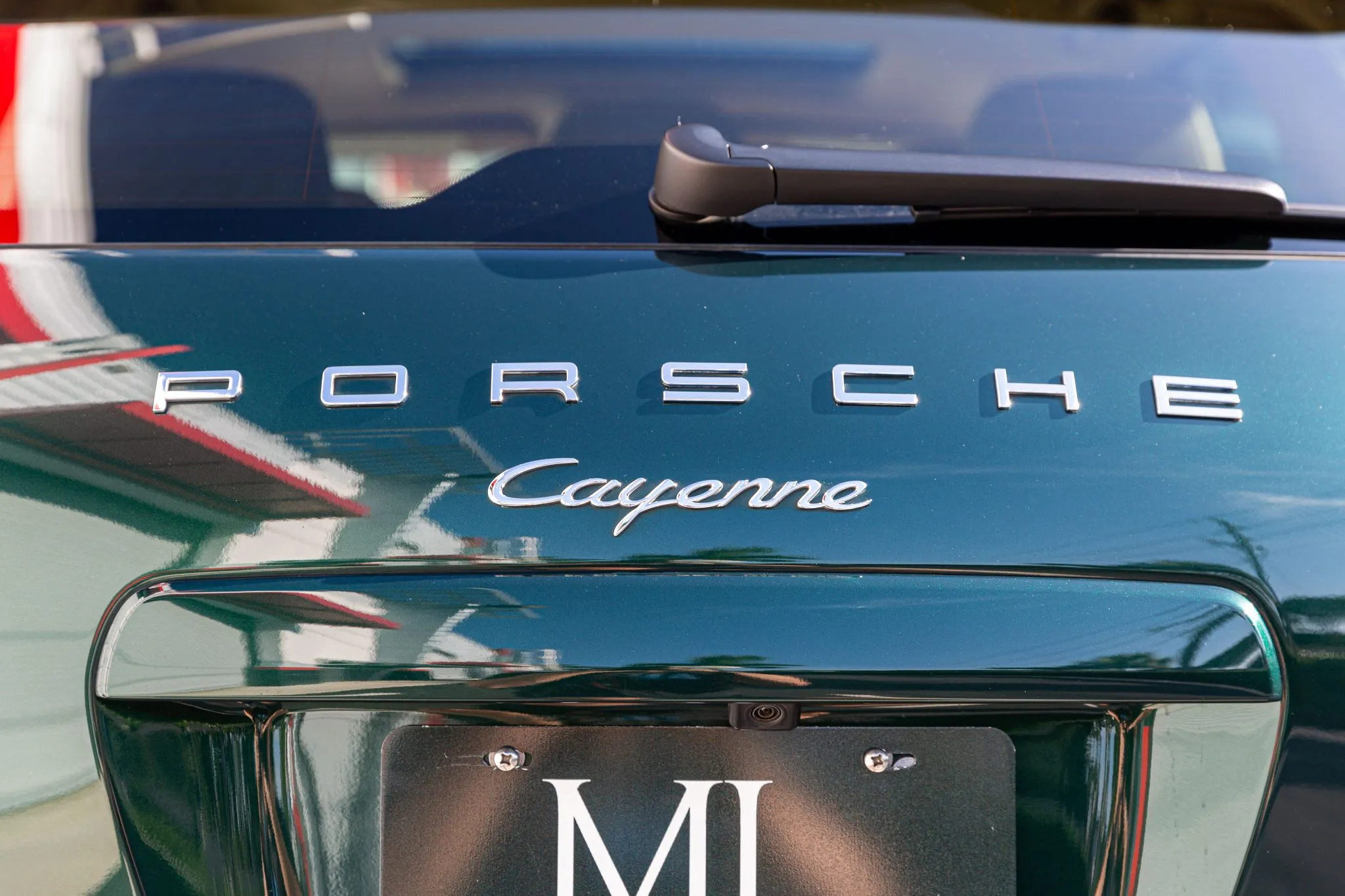 2013 Porsche Cayenne Diesel in Jet Green Metallic