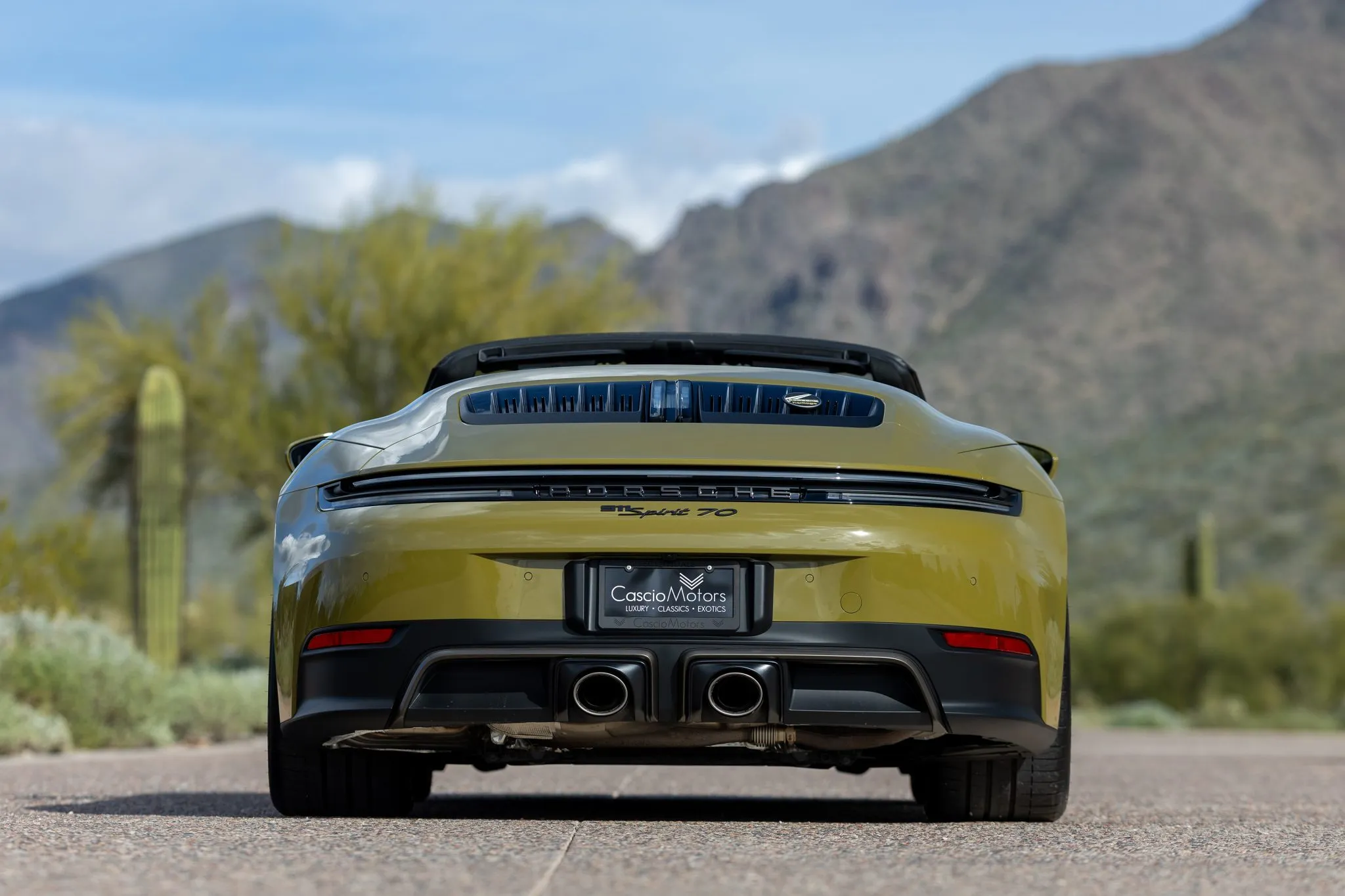 2026 Porsche 911 Spirit 70 in Olive Neo