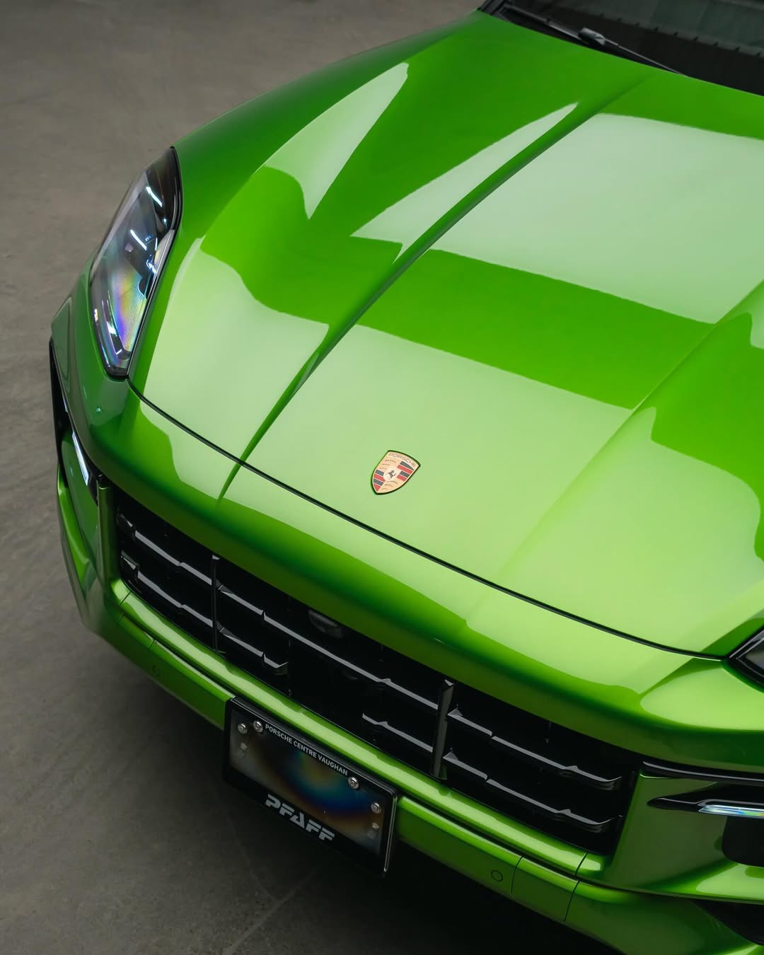 2025 Porsche Cayenne GTS in Java Green Metallic