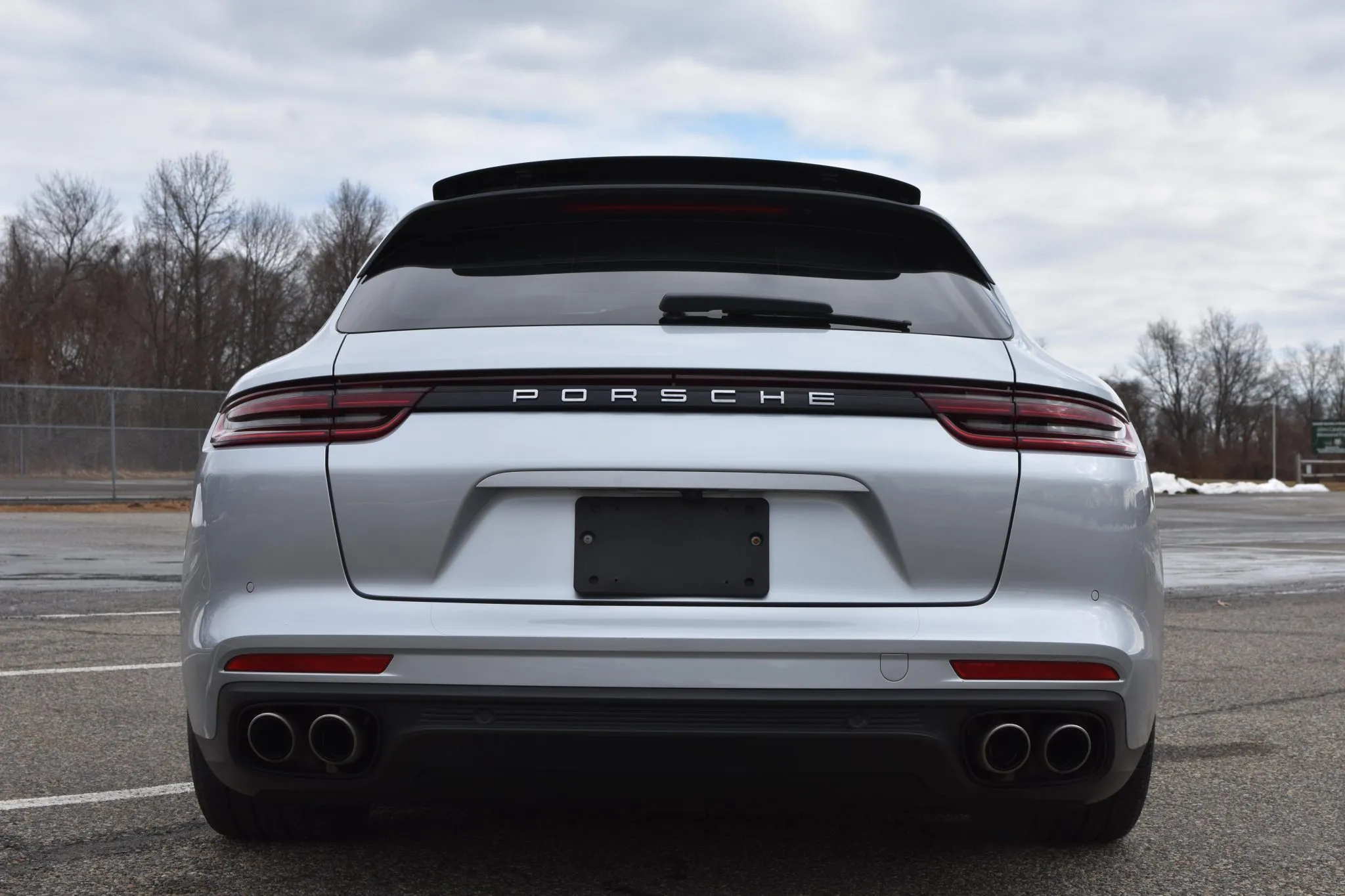 2018 Porsche Panamera 4S Sport Turismo in Rhodium Silver Metallic