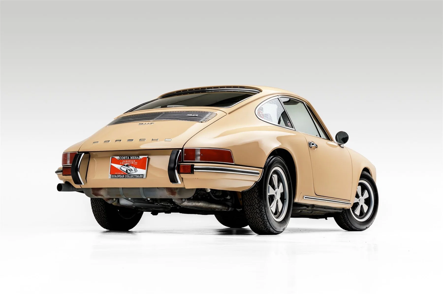 1969 Porsche 911 T In Sandbeige
