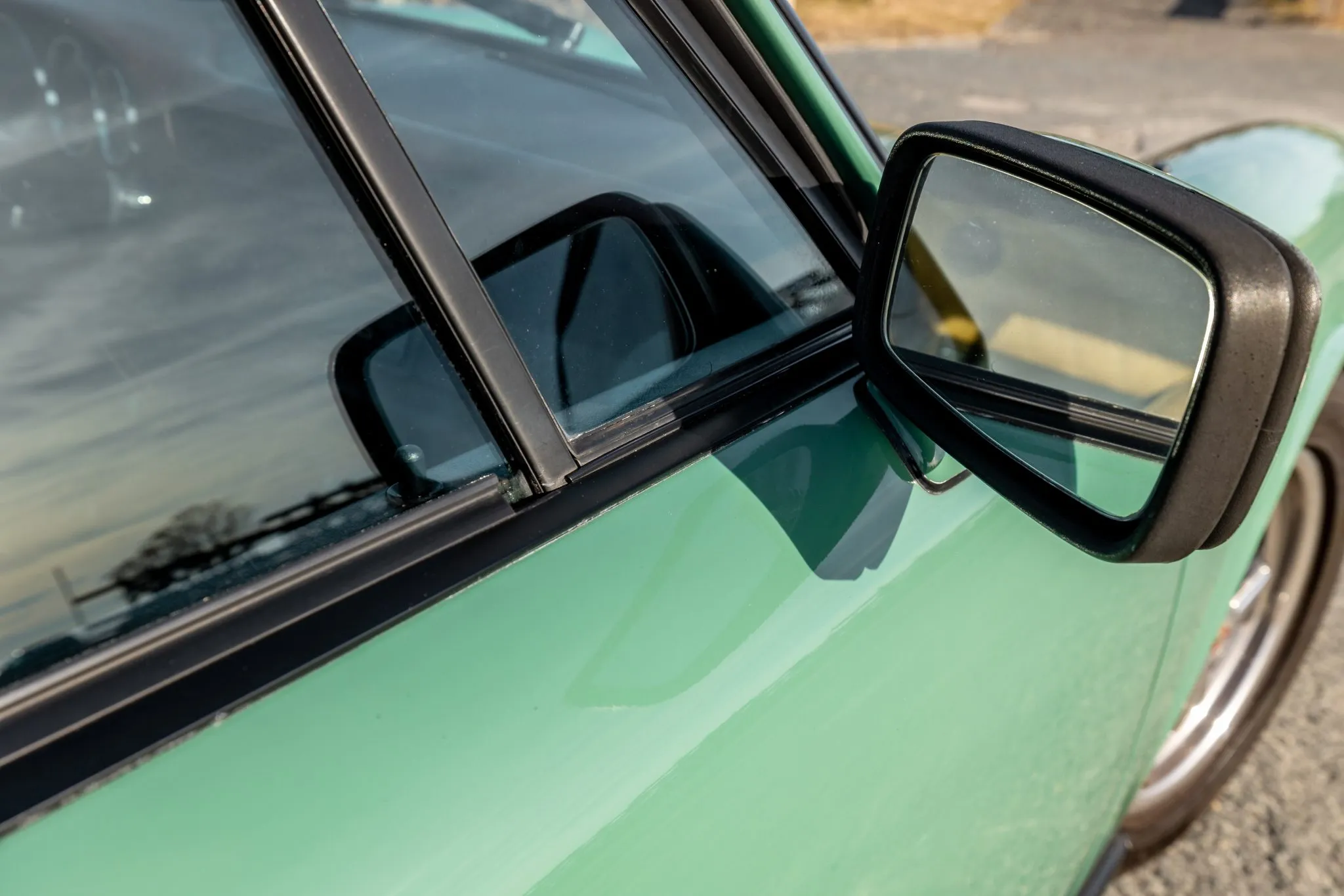 1982 Porsche 911SC Targa in Mint Green (Dark)