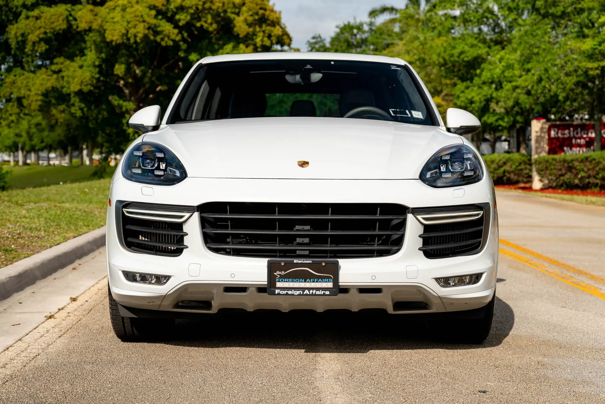 2016 Porsche Cayenne GTS in Carrara White Metallic