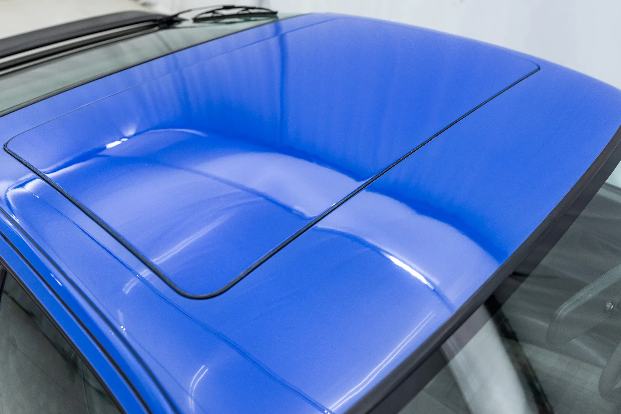 1991 Porsche 944 S2 in Maritime Blue