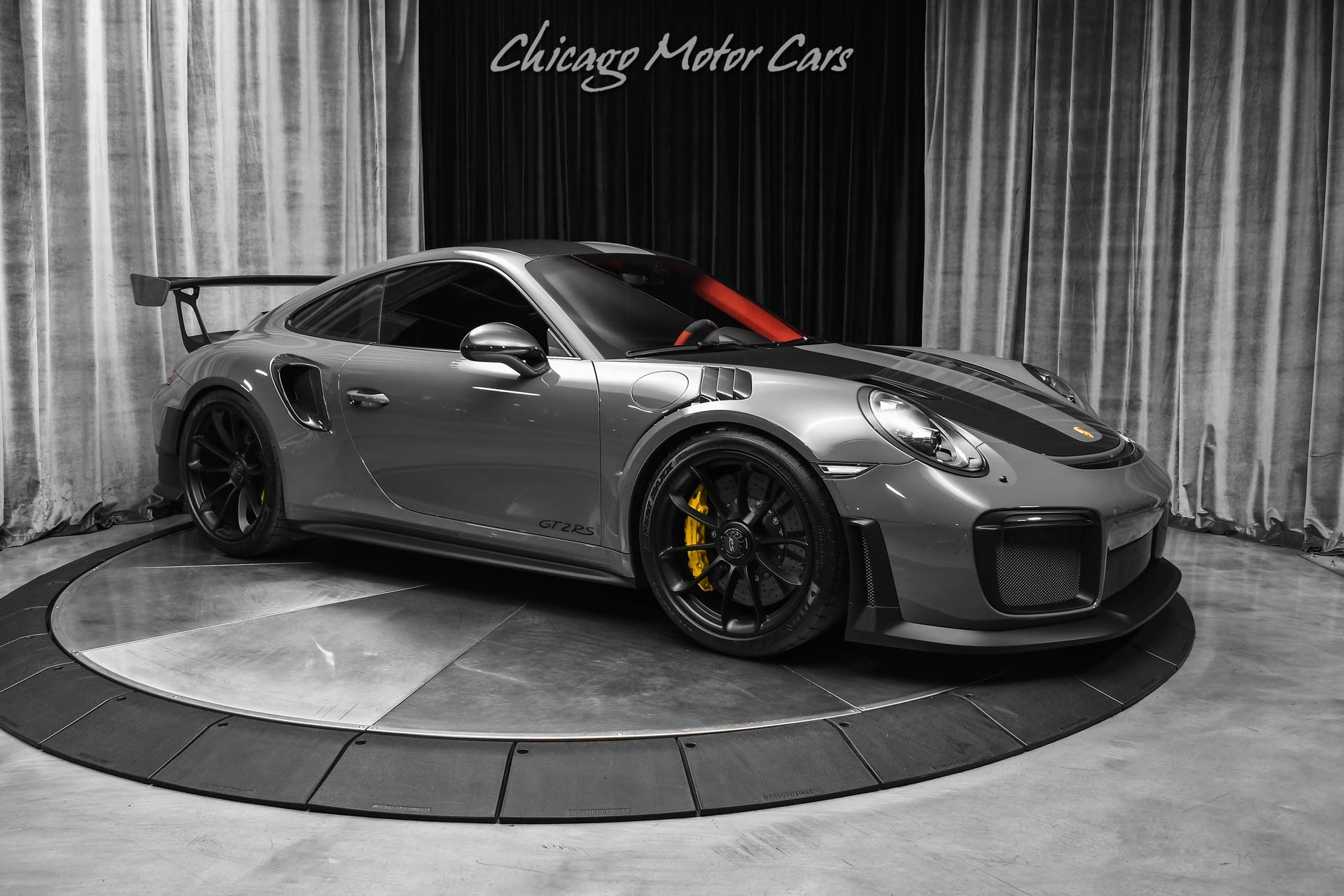 2019 Porsche 911 GT2RS Weissach in Grigio Telesto