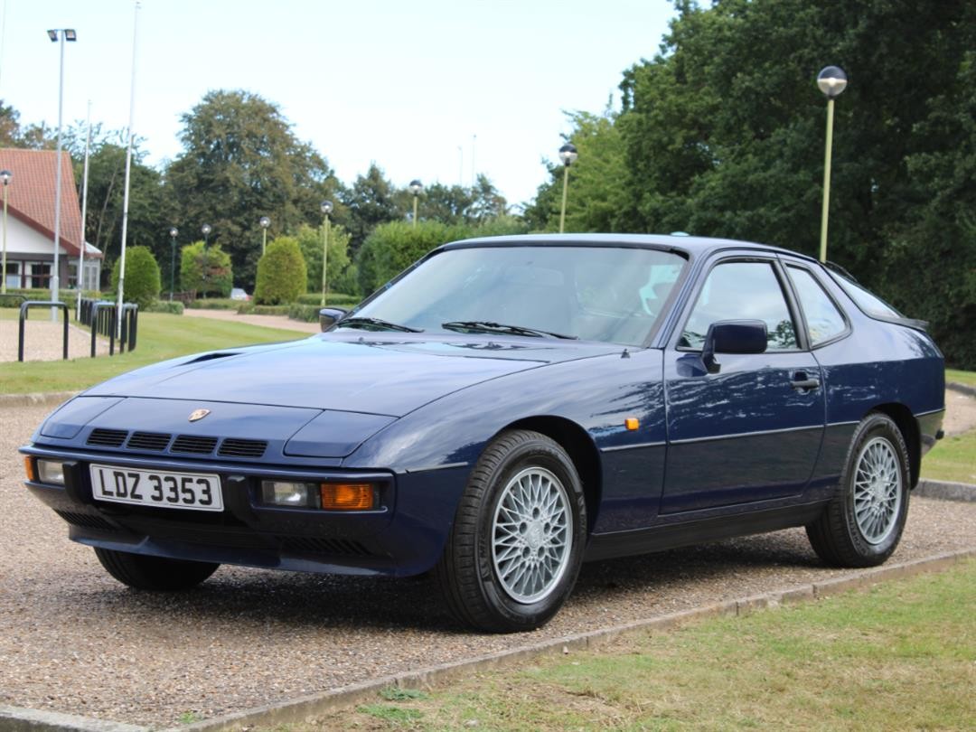 1982 Porsche 924 Turbo in Mauritius Blue