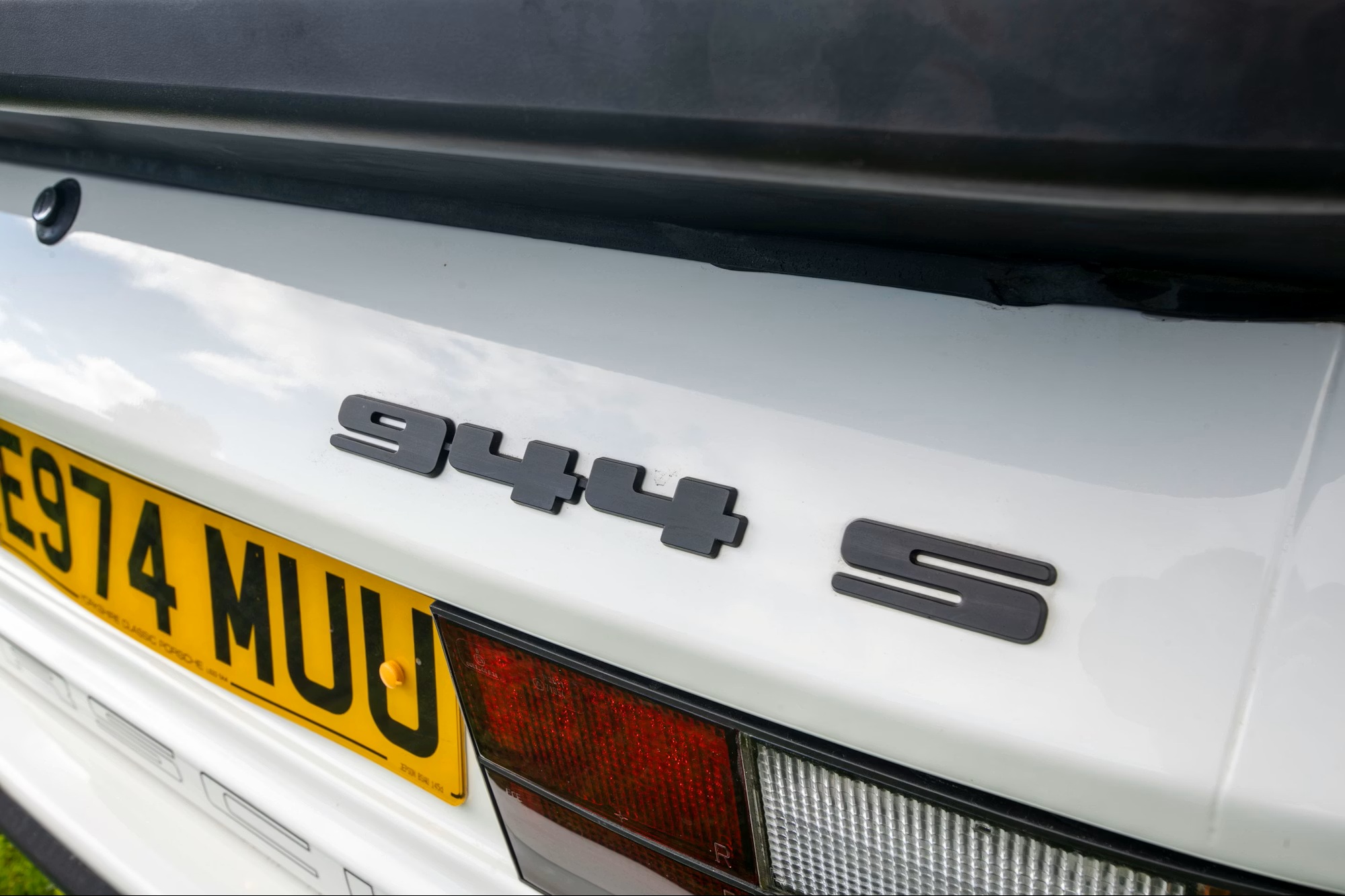 1988 Porsche 944 S in White