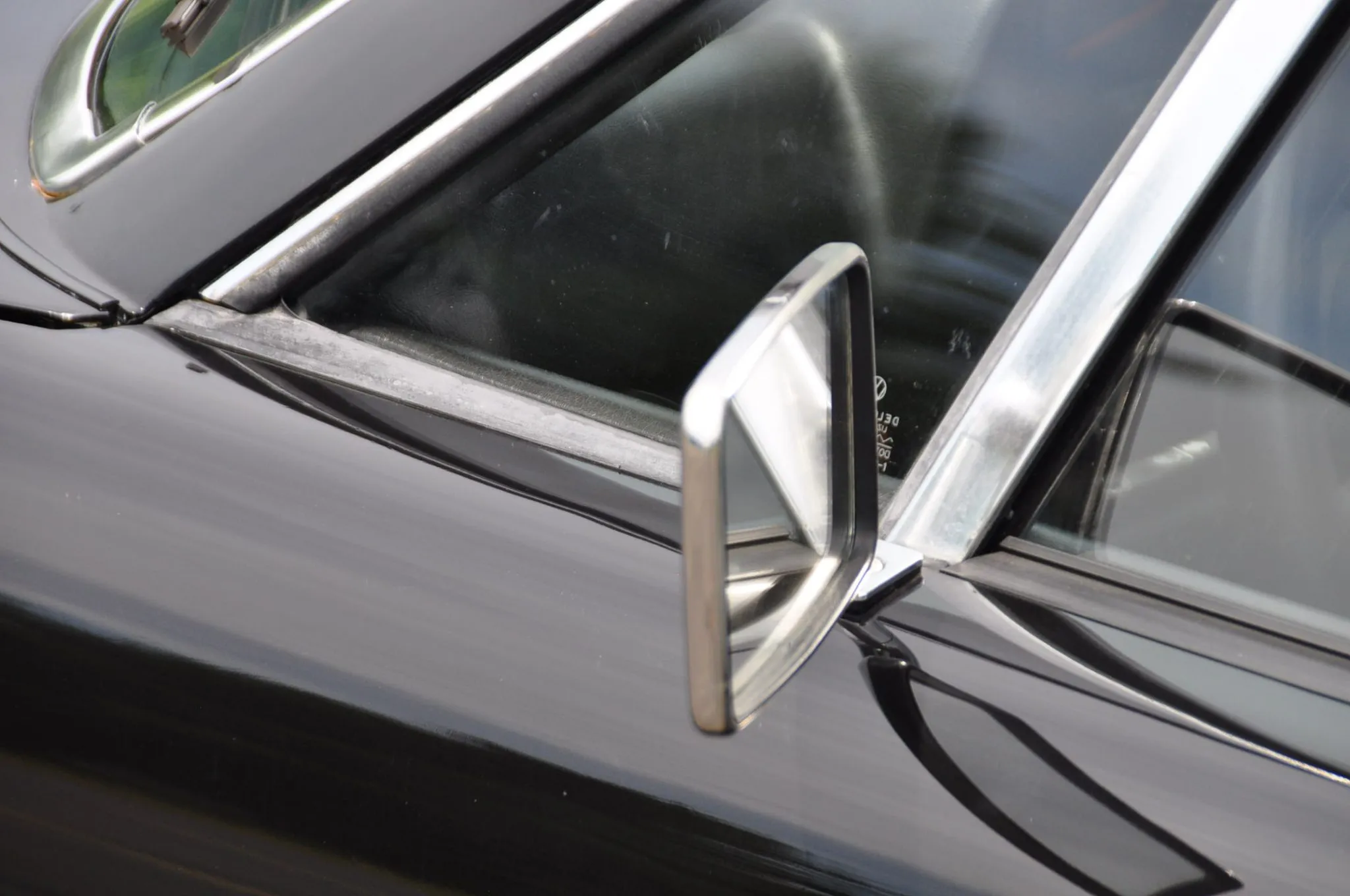 1974 Porsche 914 2.0 in LE Bumble Bee