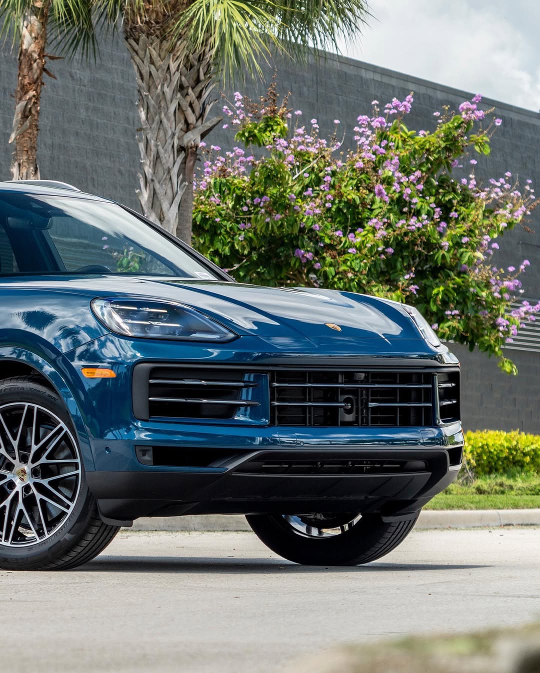 2023 Porsche Cayenne in Montego Blue Metallic