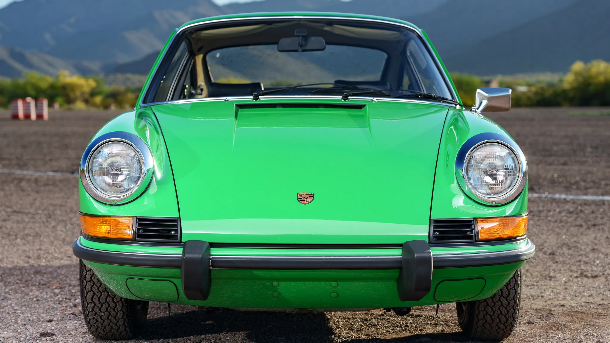 1973.5 Porsche 911T Coupe In Viper Green