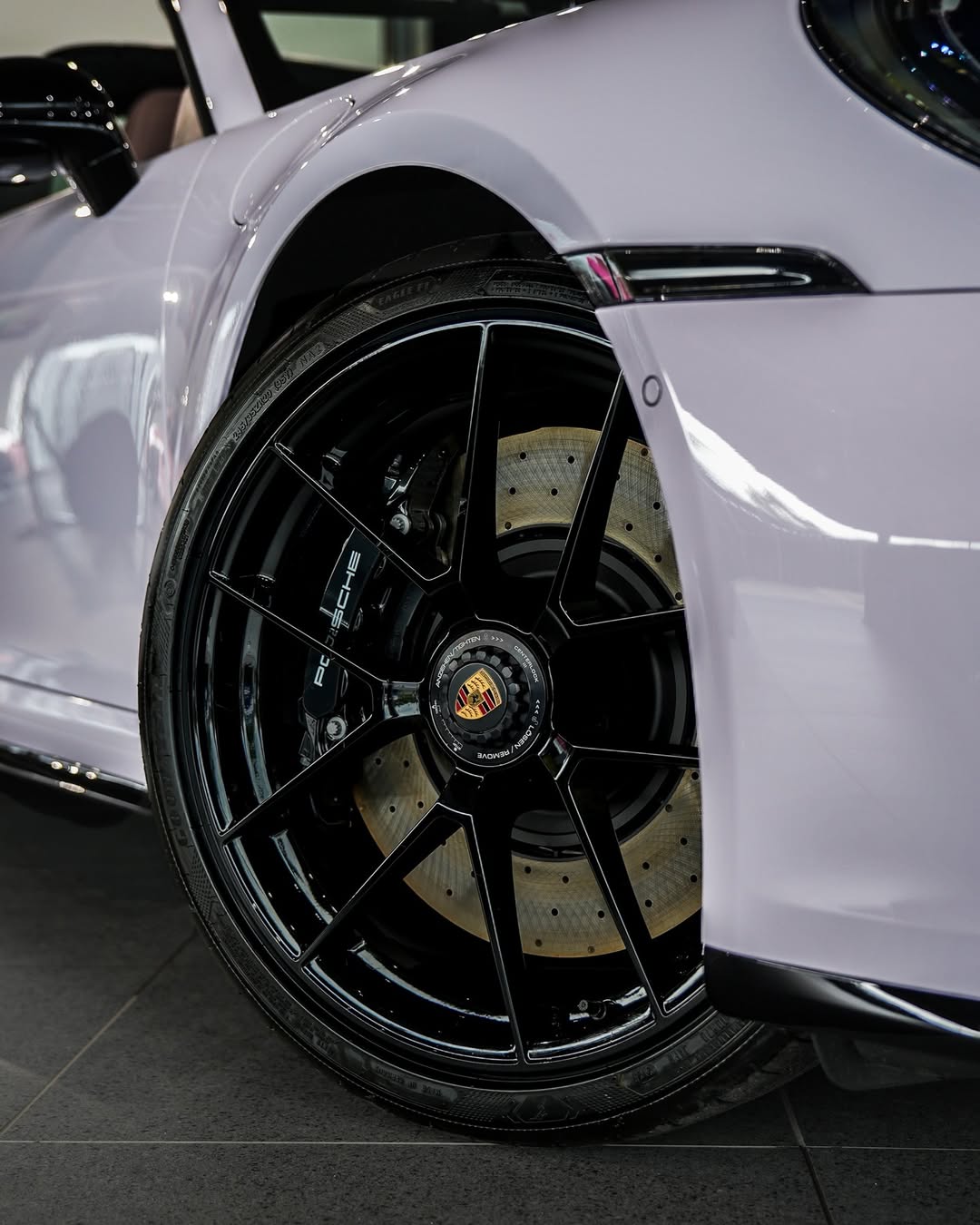 2025 Porsche 911 Targa GTS in Moon Gem