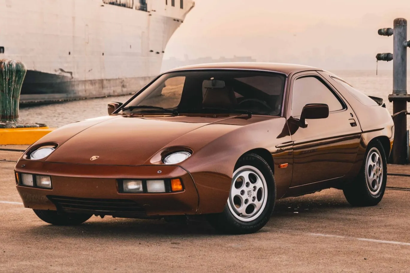 1980 Porsche 928 in Bitter Chocolate