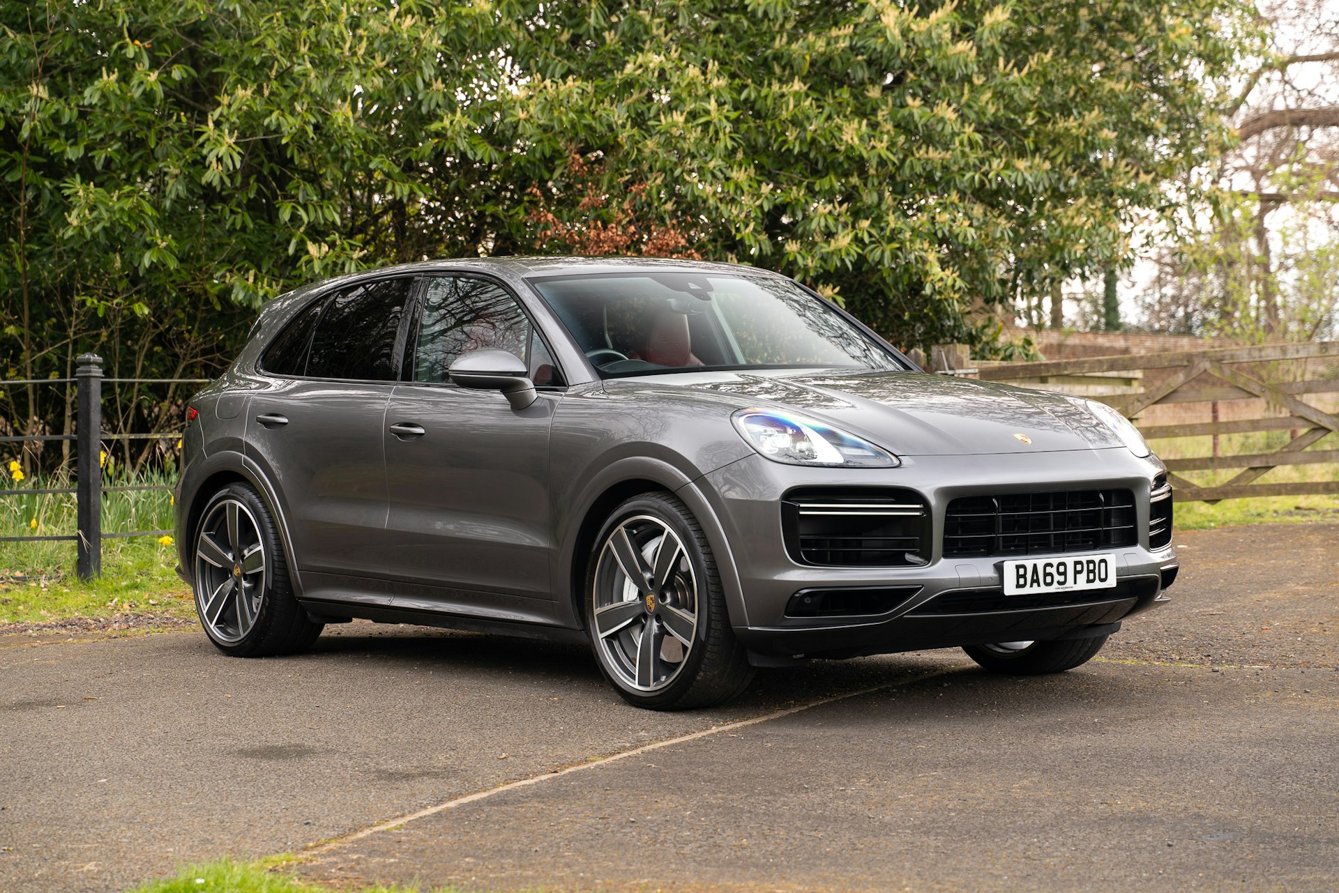 2019 Porsche Cayenne Turbo in Quartzite Grey Metallic