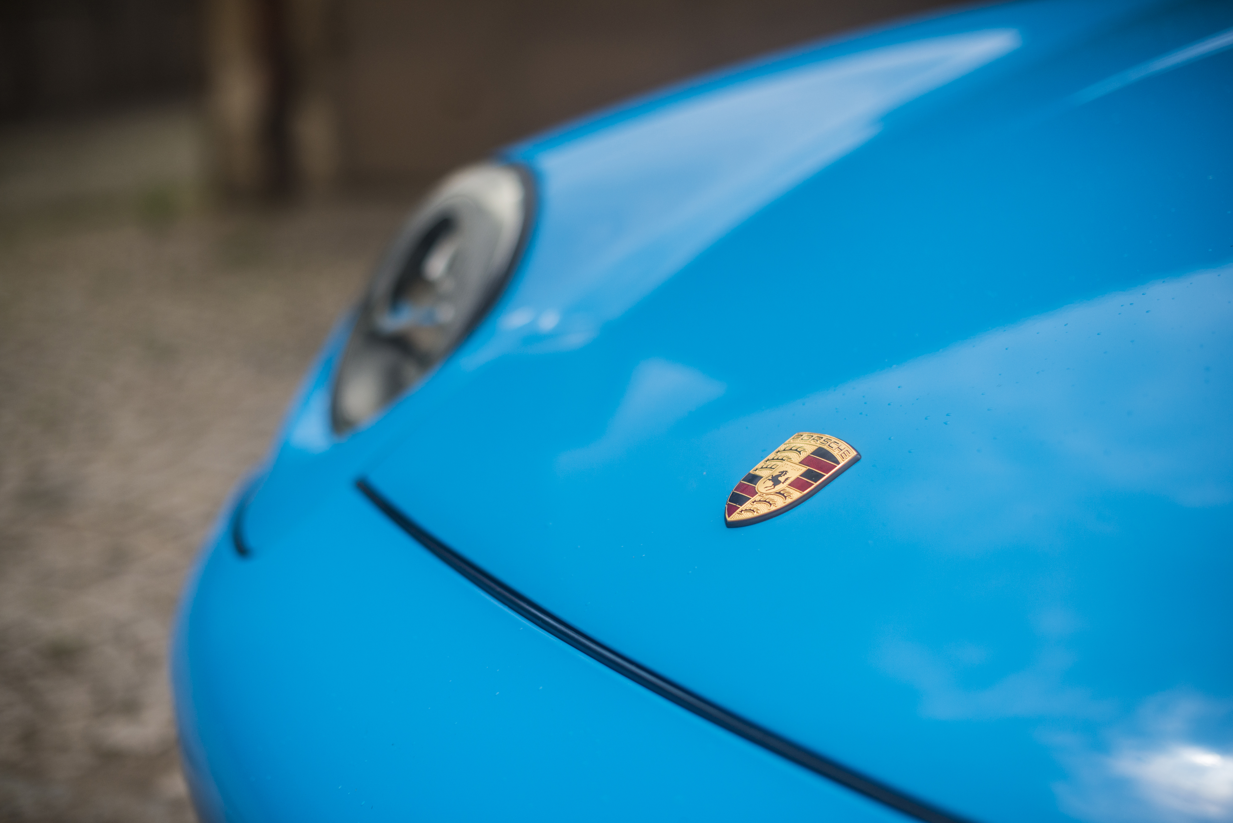 1995 Porsche 911 GT2 in Riviera Blue