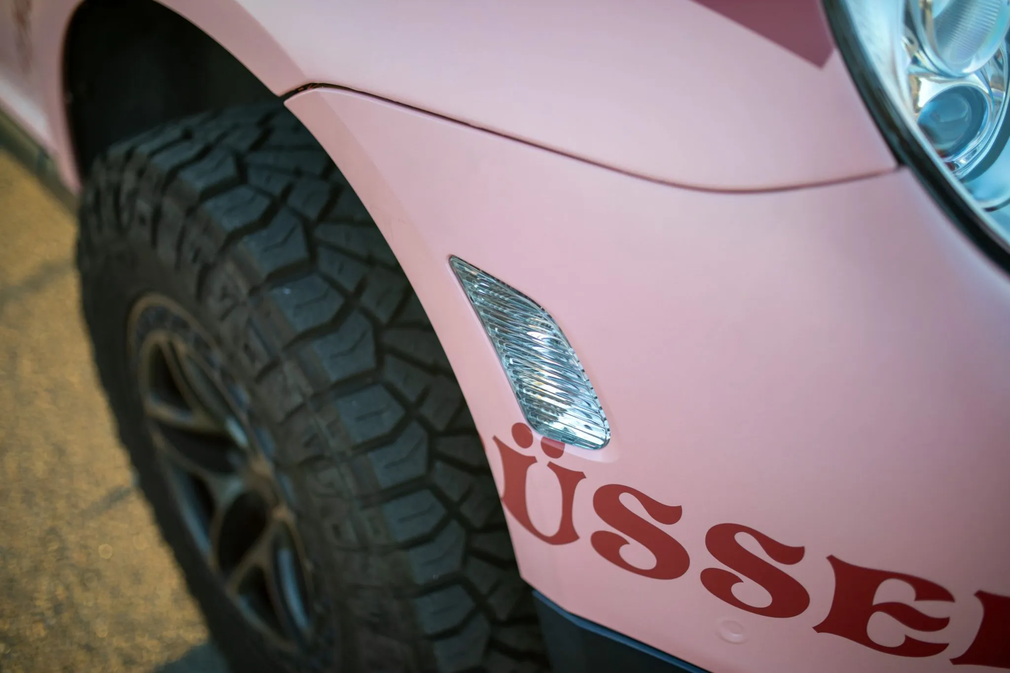 2003 Porsche Cayenne Turbo in Pink Pig