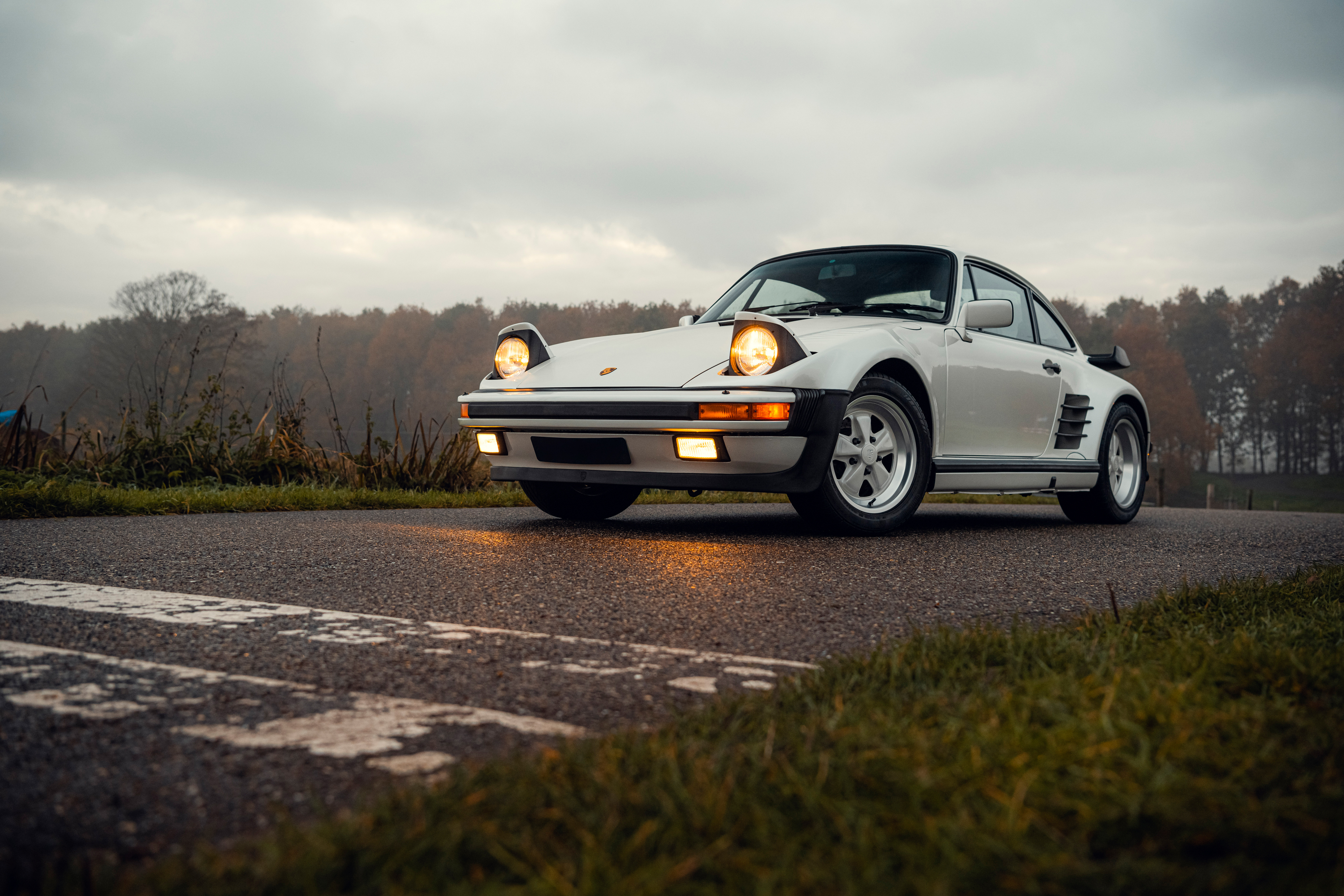 1989 Porsche 911 Turbo 'Flat-Nose' Coupe in Pearl White Metallic