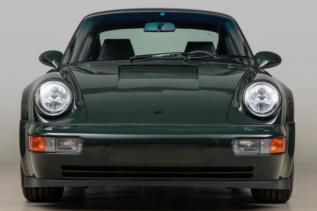 1994 Porsche 911 Carrera in Connaught Green
