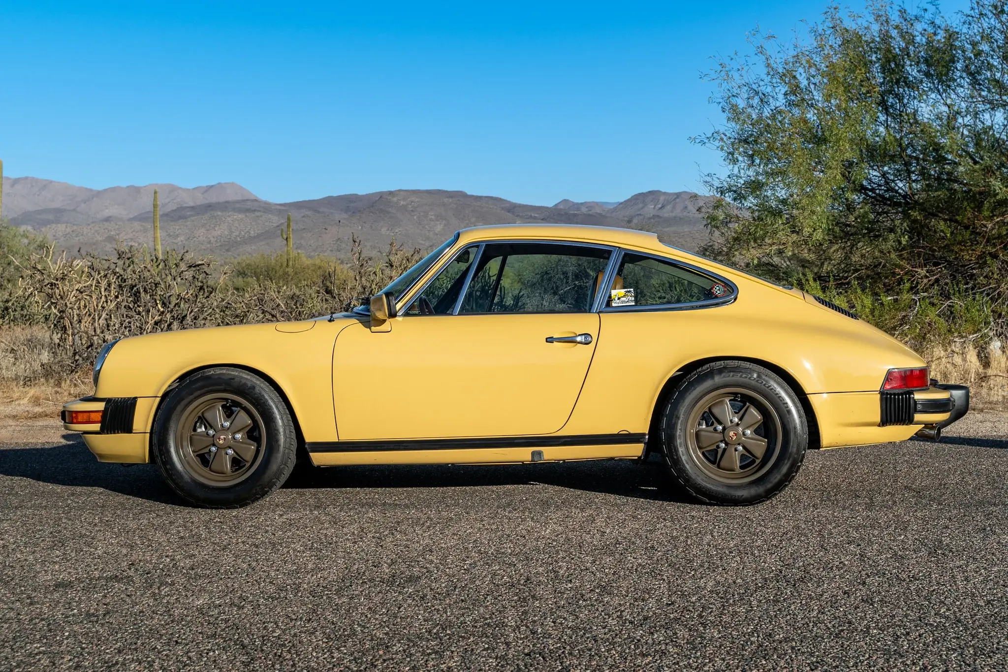 1976 Porsche 911S Coupe in Desert Beige Metallic