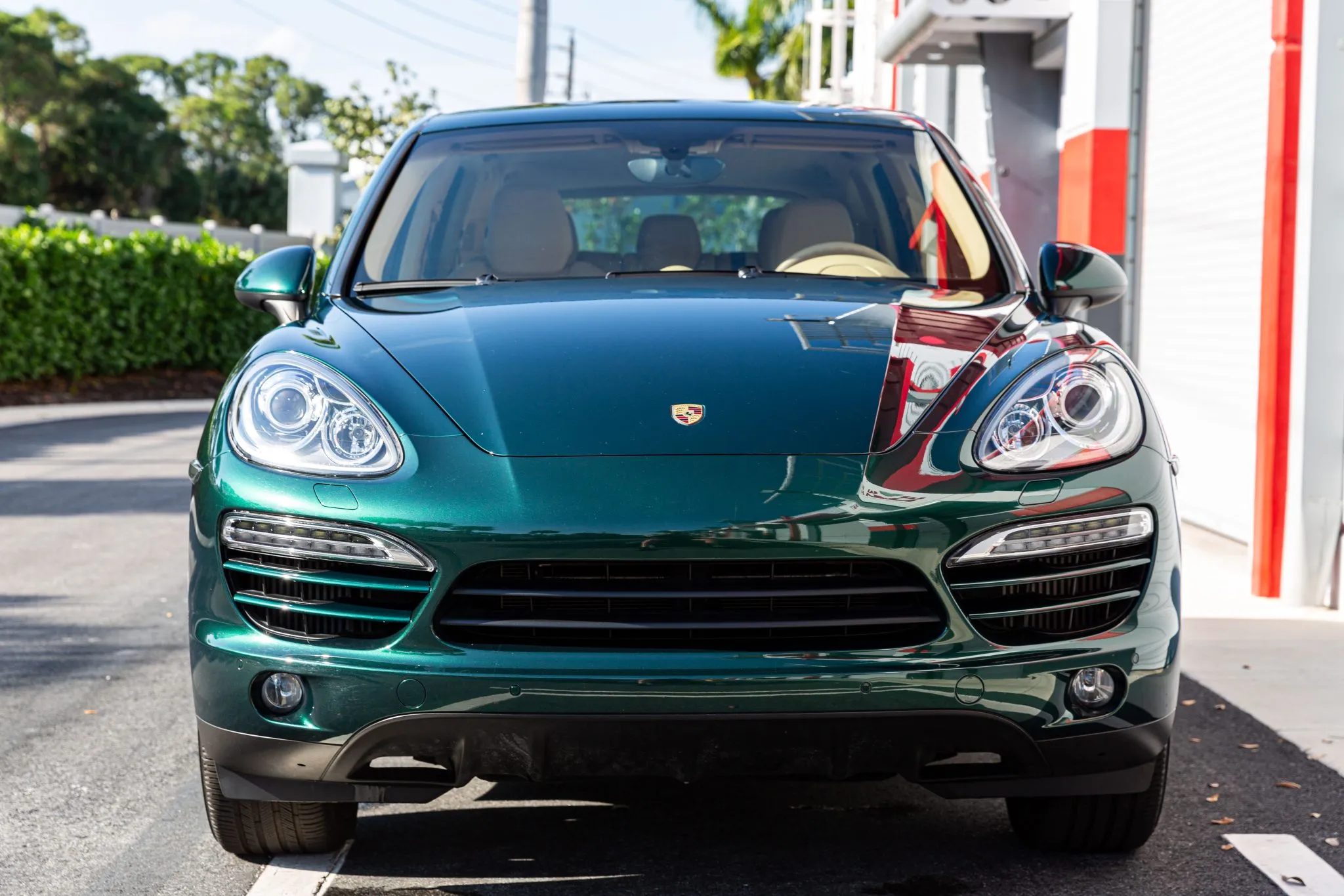 2013 Porsche Cayenne Diesel in Jet Green Metallic