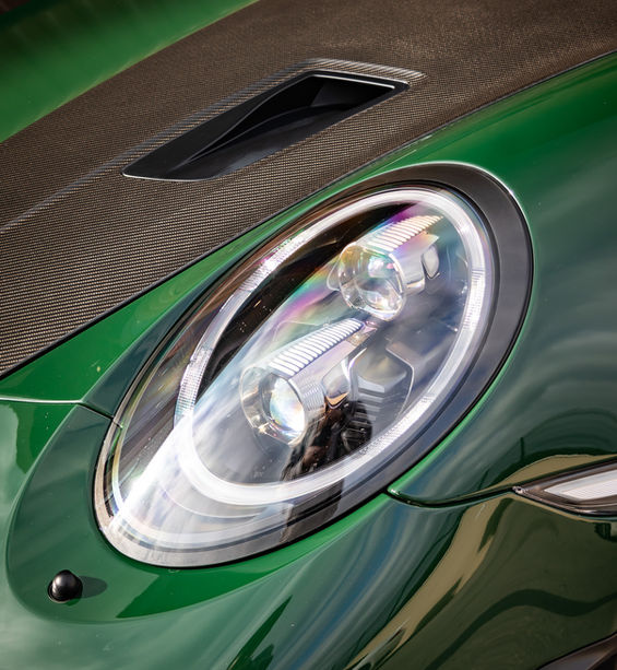 2018 Porsche 911 GT2 RS in British Racing Green