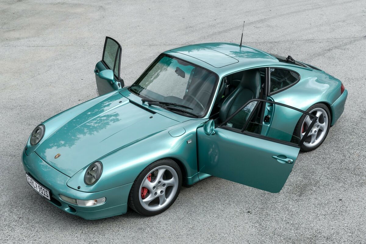 1996 Porsche 911 Carrera 4S in Dragonfly Turquoise Metallic