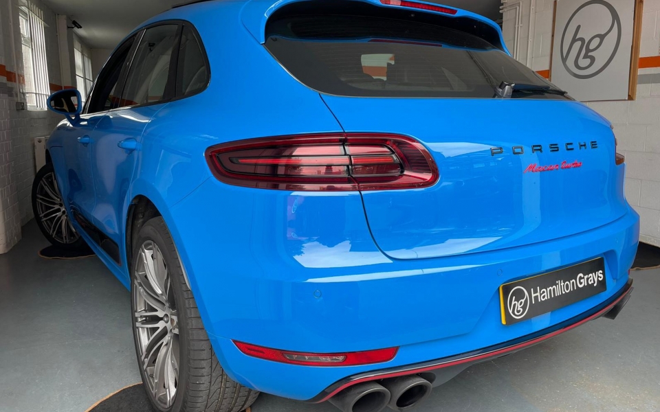 2018 Porsche Macan Turbo in Voodoo Blue