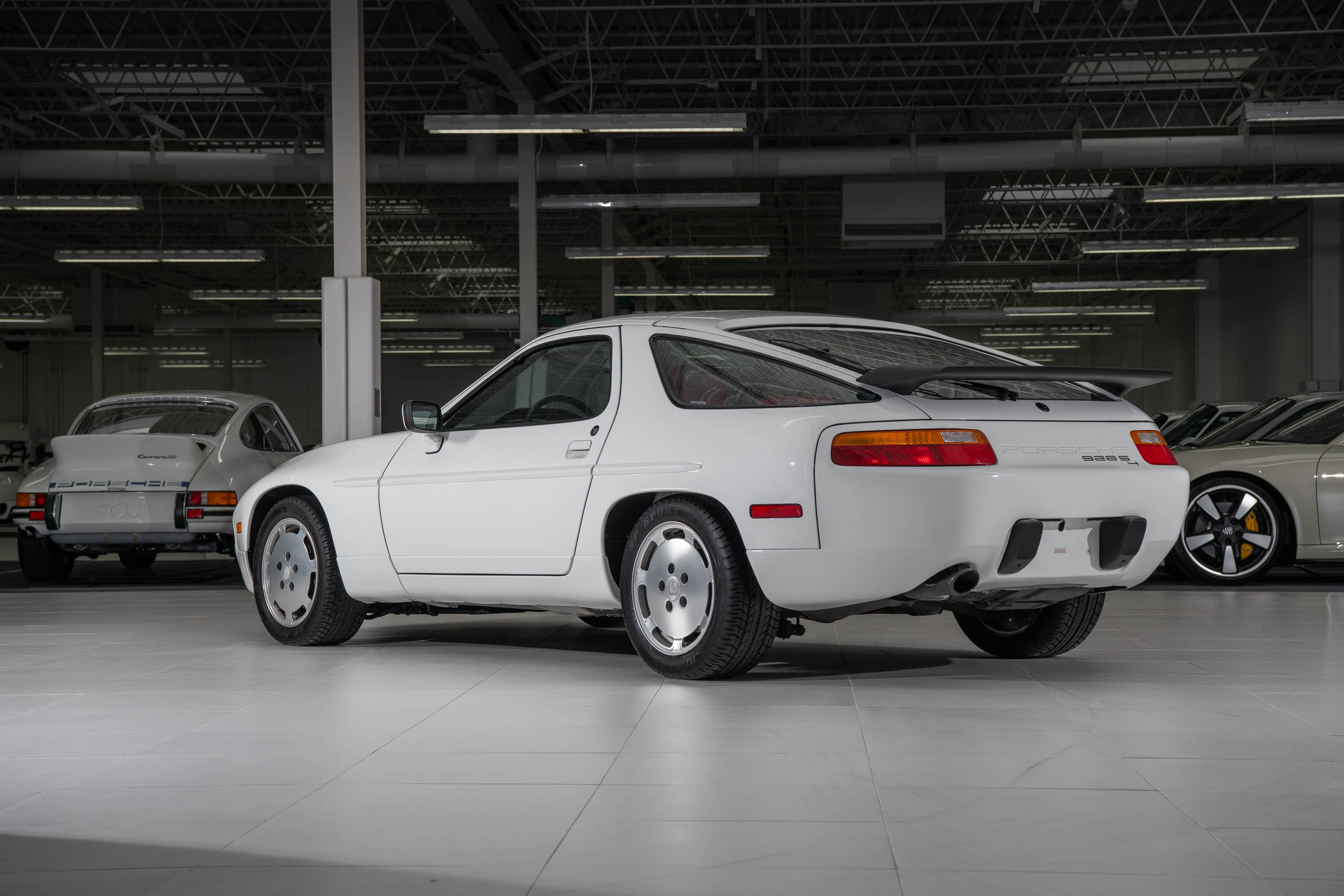 1987 Porsche 928 S4 in Grand Prix White