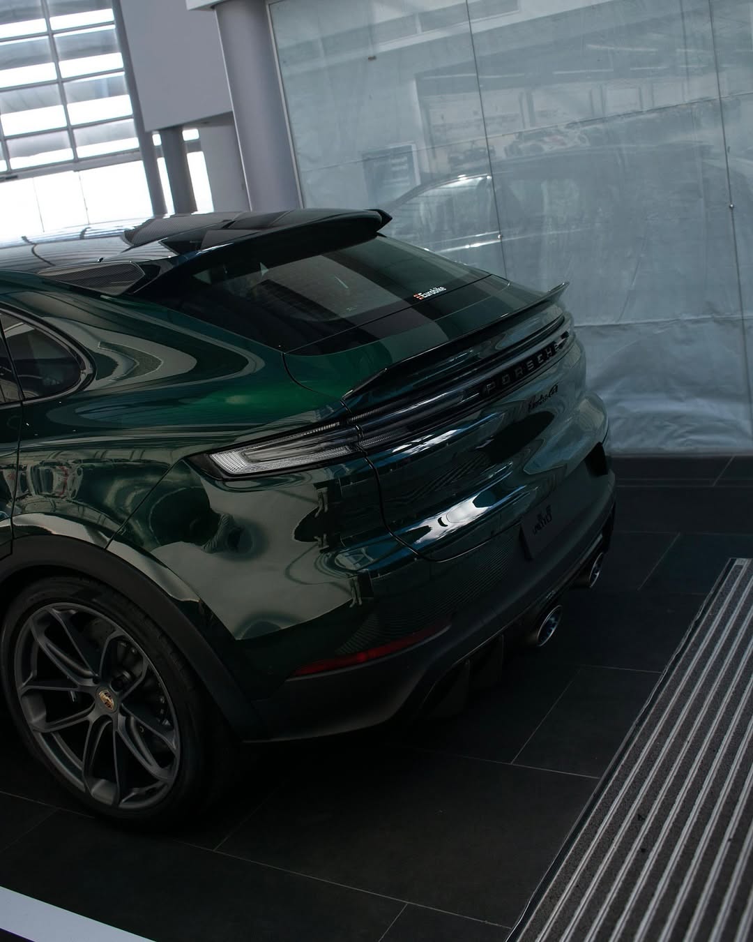 2025 Porsche Cayenne Turbo GT in Goodwood Green Metallic