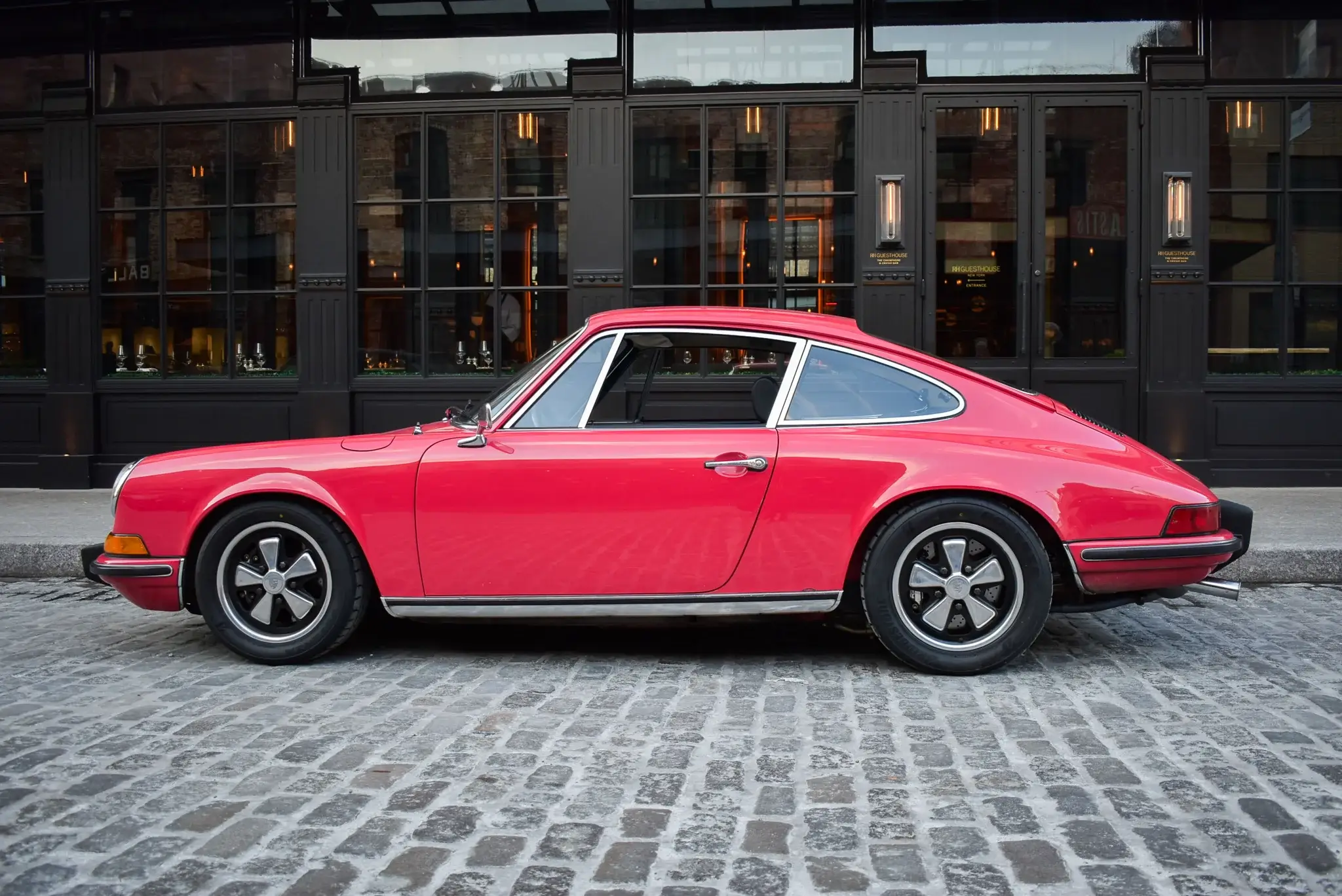 1973 Porsche 911T Coupe in Raspberry Metallic
