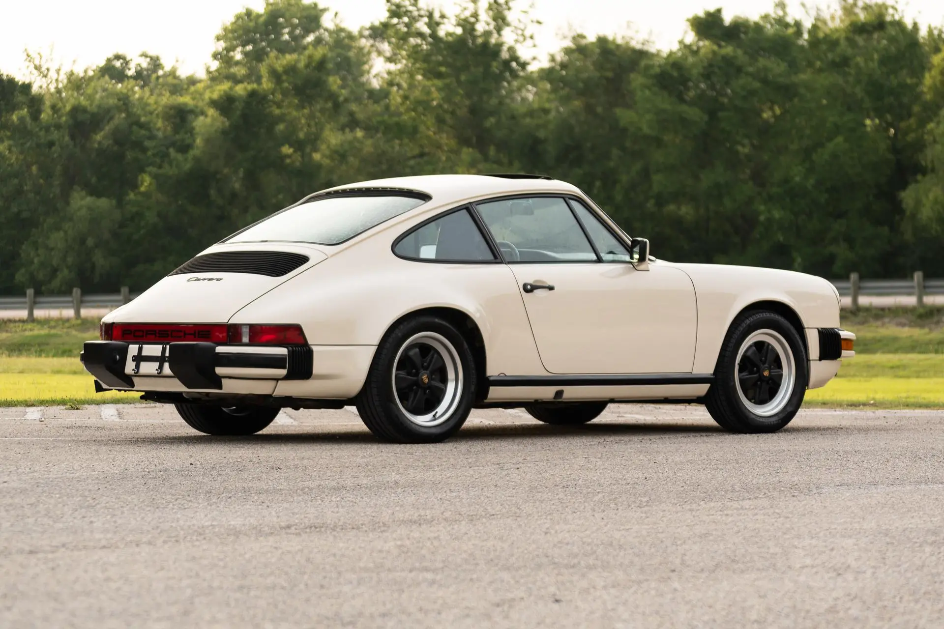 1985 Porsche 911 Carrera in Pastel Beige