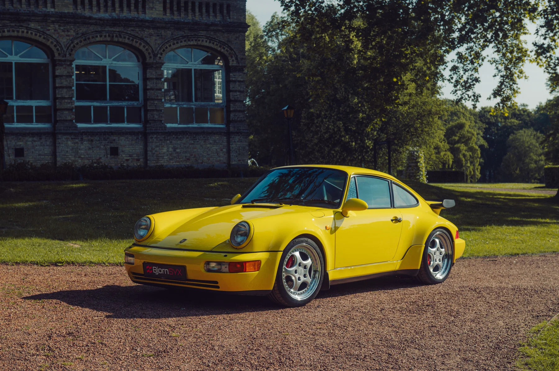 1993 Porsche 911 Turbo 3.6 in Cadmium Yellow