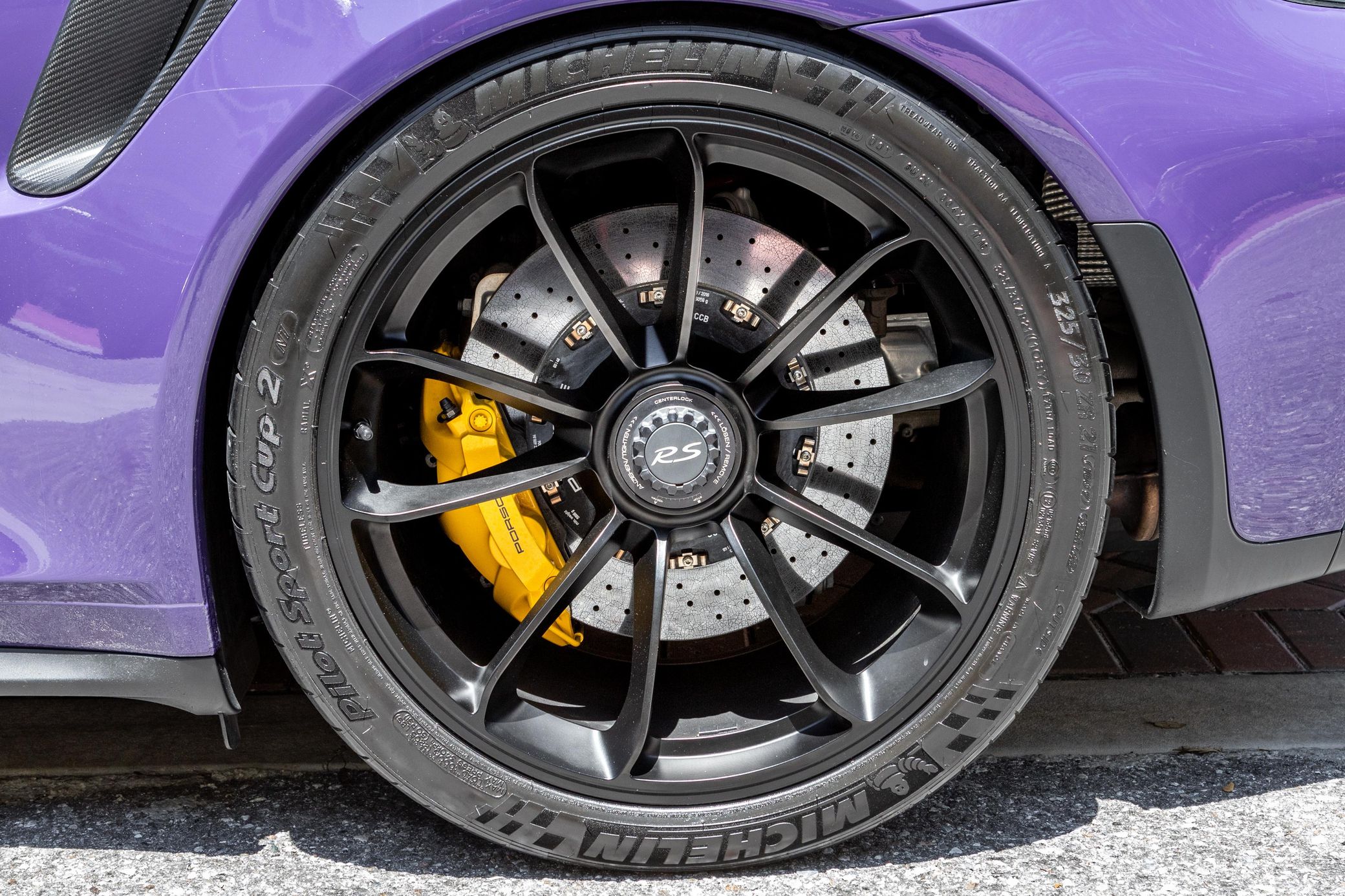 2016 Porsche 911 GT3 RS In Ultraviolet
