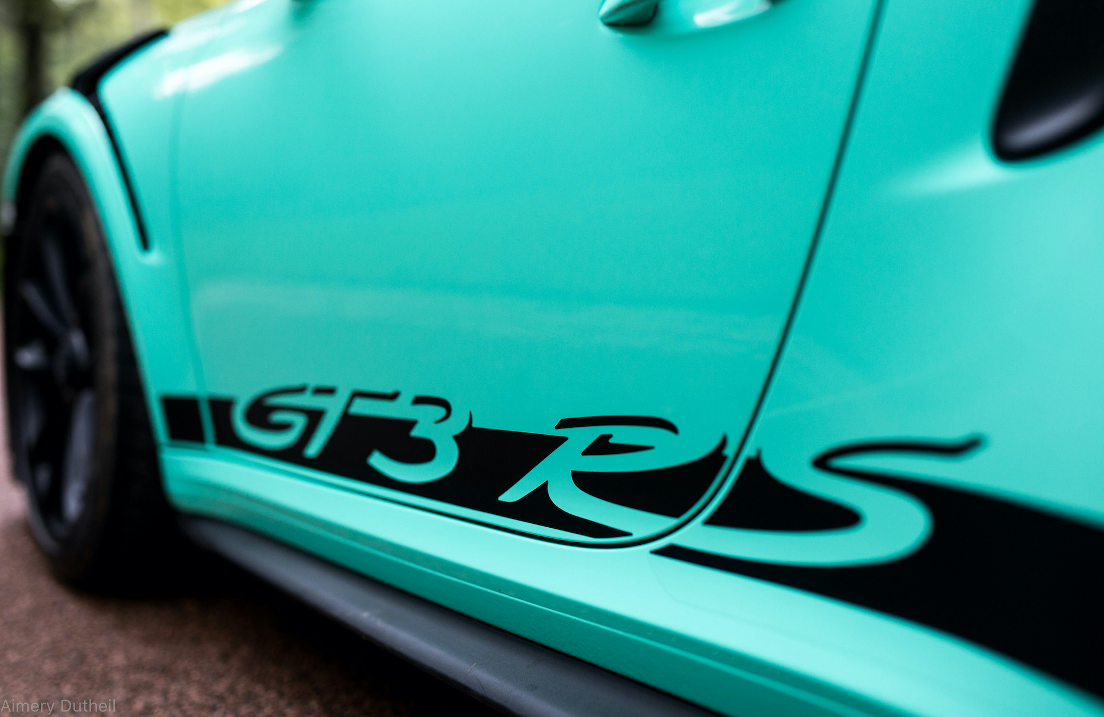 2019 Porsche 911 GT3 RS Weissach Pack in Mint Green