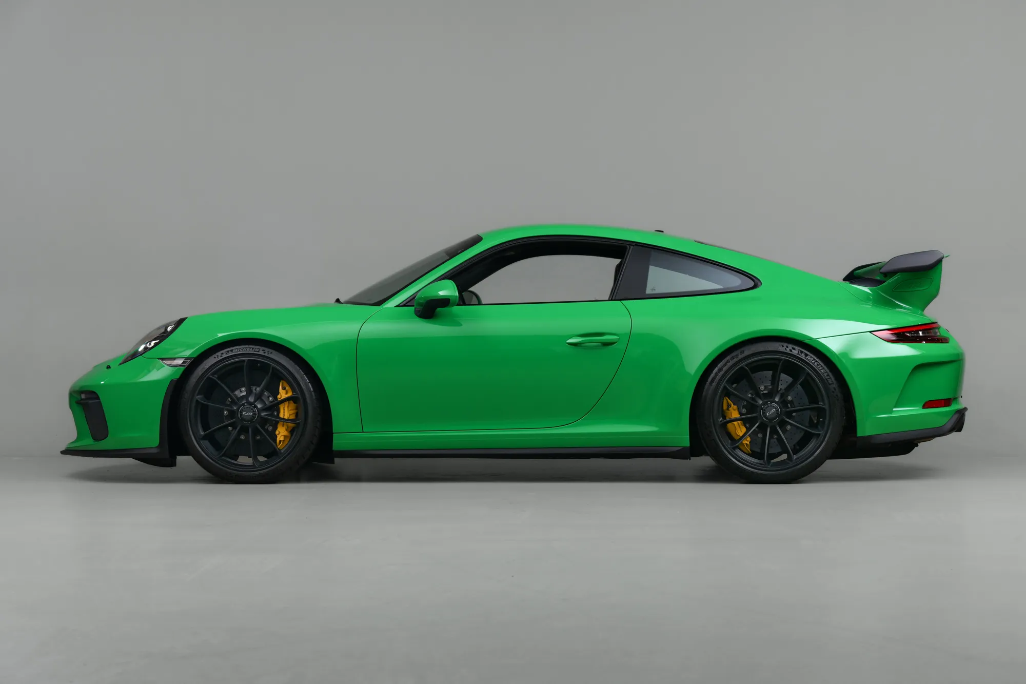 2018 Porsche 911 GT3 in Pure Green