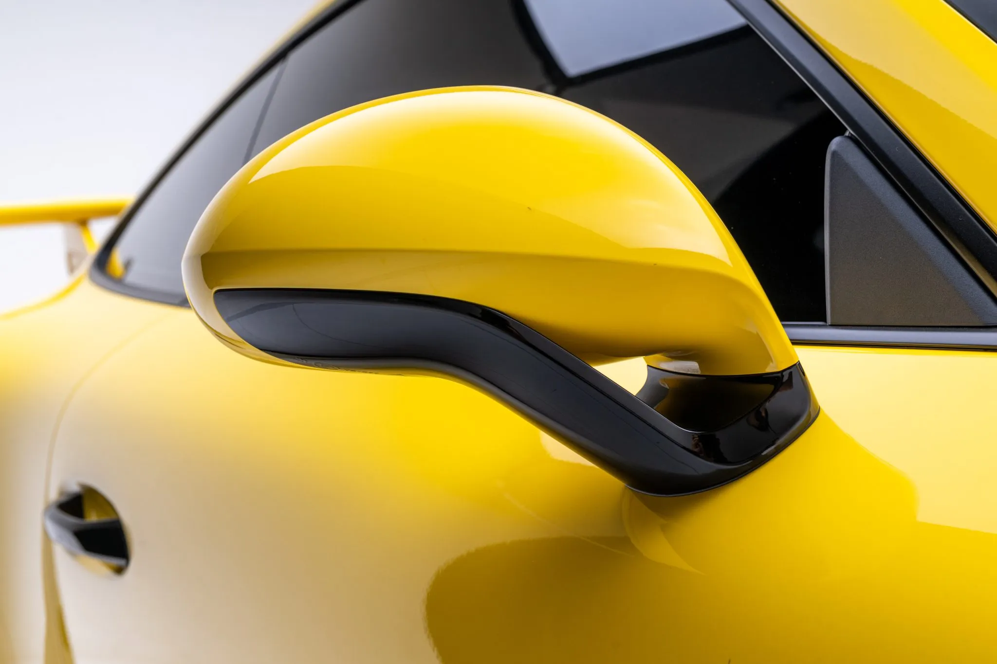 2018 Porsche 911 GT3 in Racing Yellow