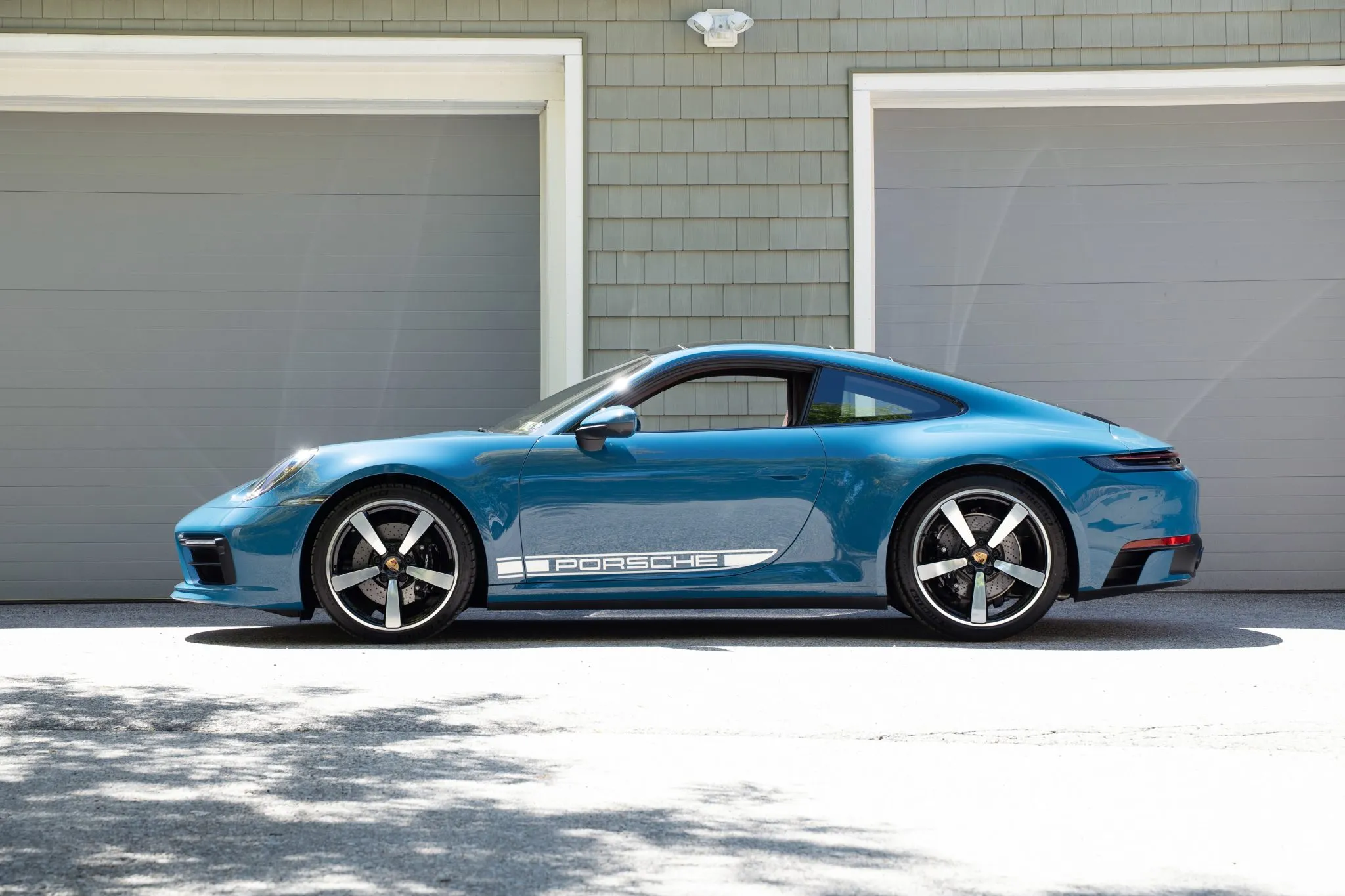 2024 Porsche 911 Carrera S Coupe 7-Speed in Oslo Blue