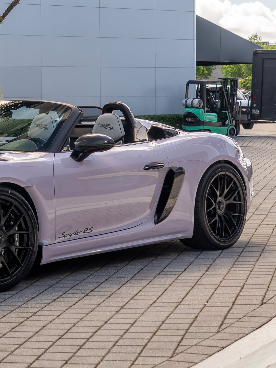 2025 Porsche 718 Spyder RS in Moon Gem