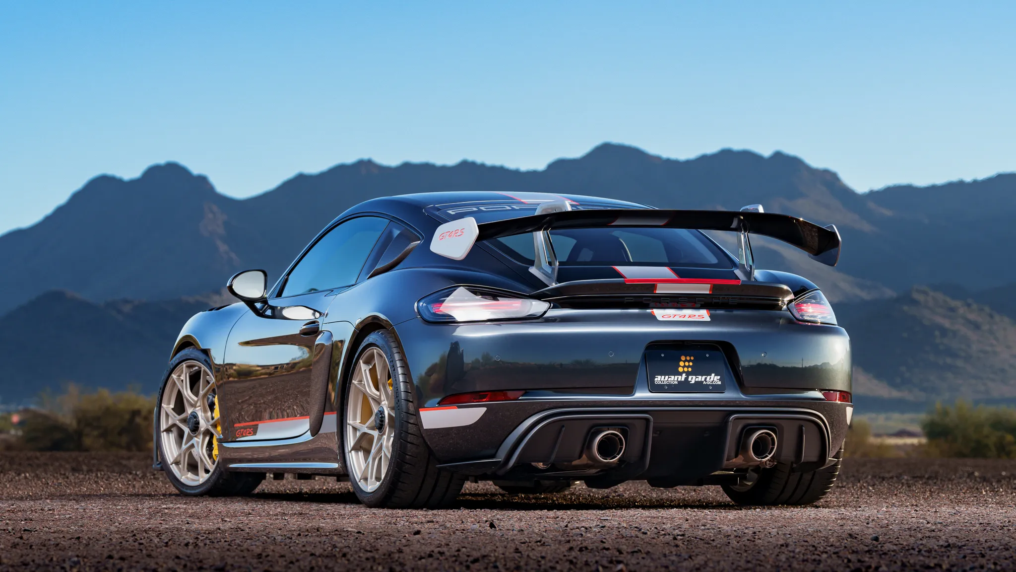 2023 Porsche 718 Cayman GT4 RS Weissach in Carbon Steel Grey Metallic