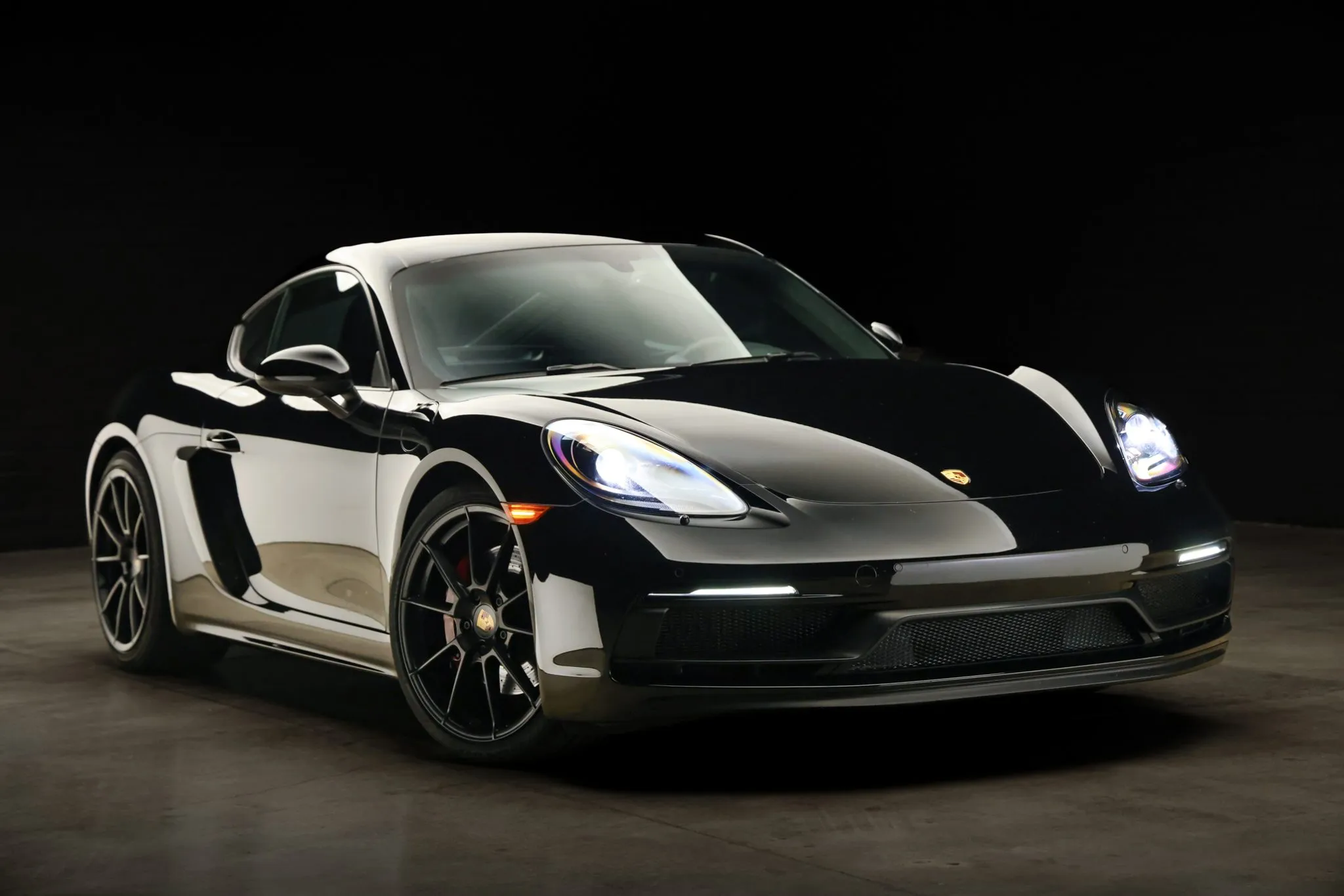 2021 Porsche 718 Cayman GTS 4.0 in Black