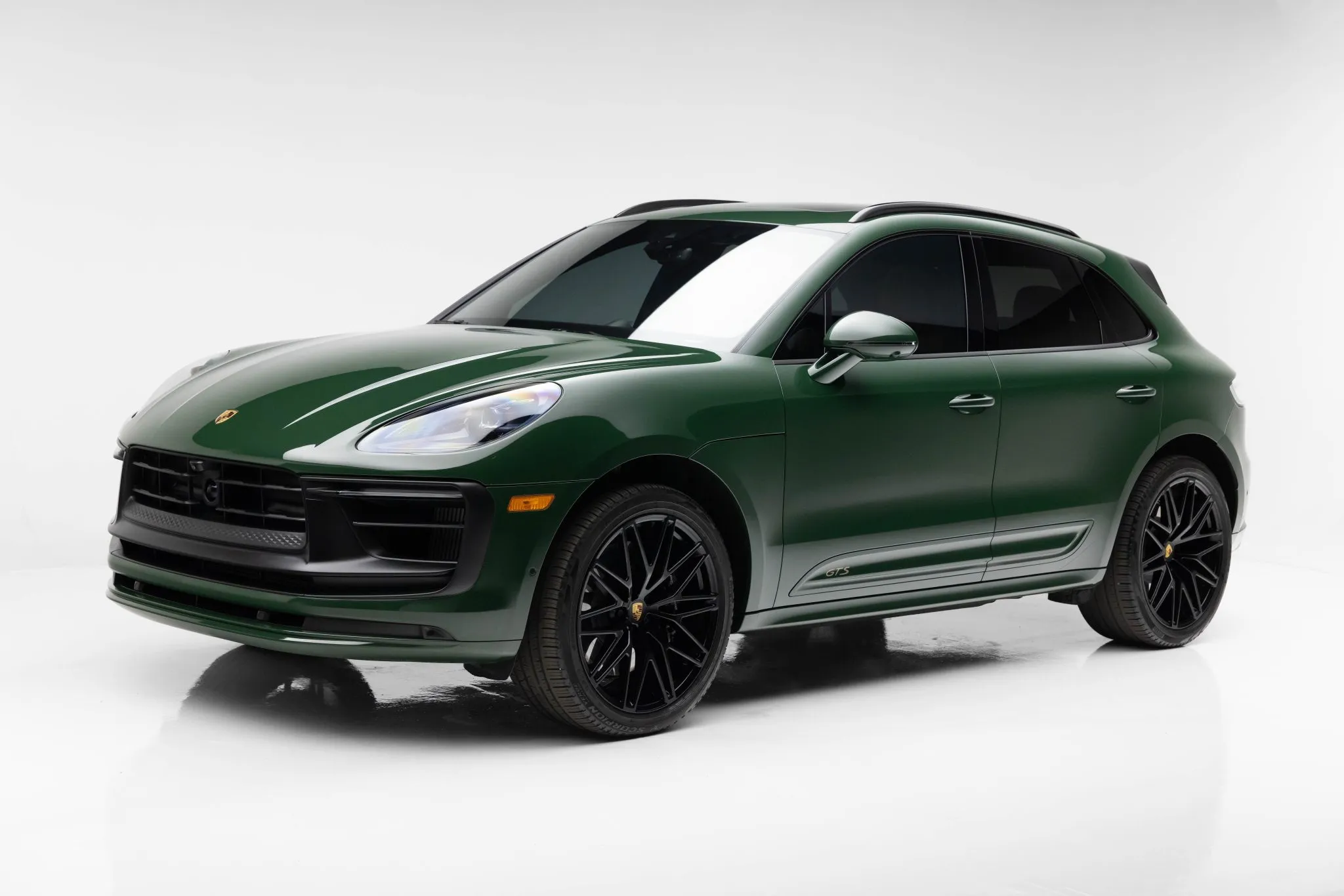2022 Porsche Macan GTS in British Racing Green