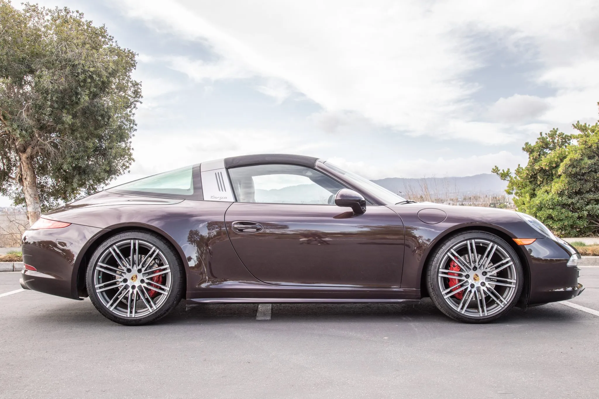 2015 Porsche 911 Targa 4S in Mahogany Metallic